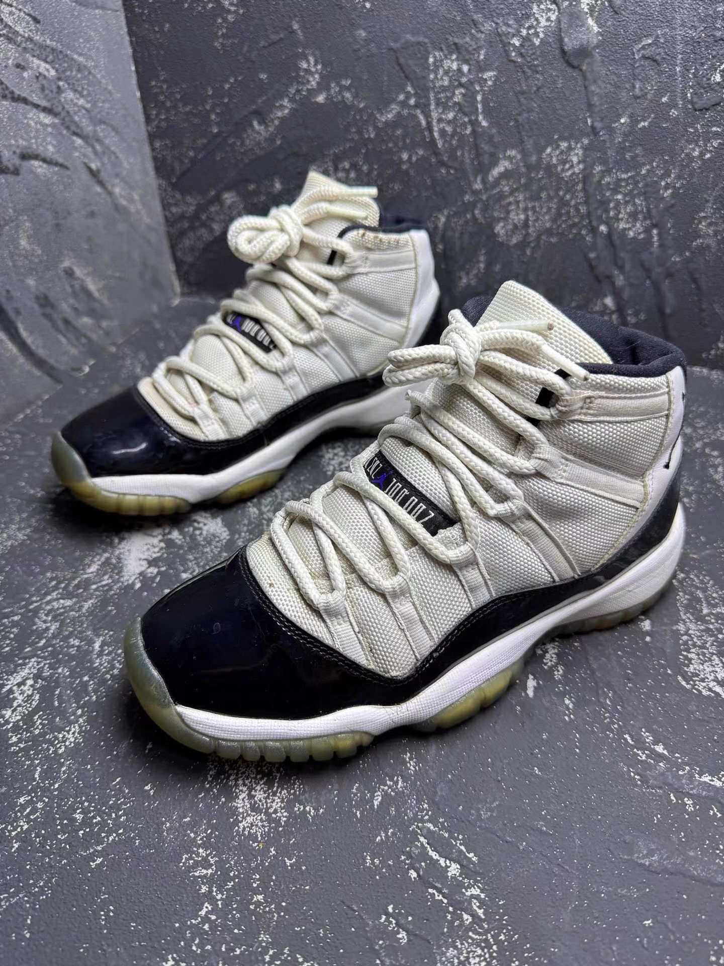 Nike Air Jordan 11 Concord Black White Q10 Size US 7.5 / IT 37.5 - 1 Thumbnail