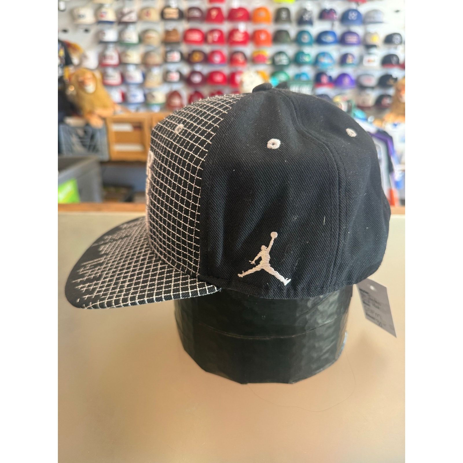 Nike Air Jordan Jumpman Hat Black Snapback Chicago Skyline Size ONE SIZE - 4 Thumbnail