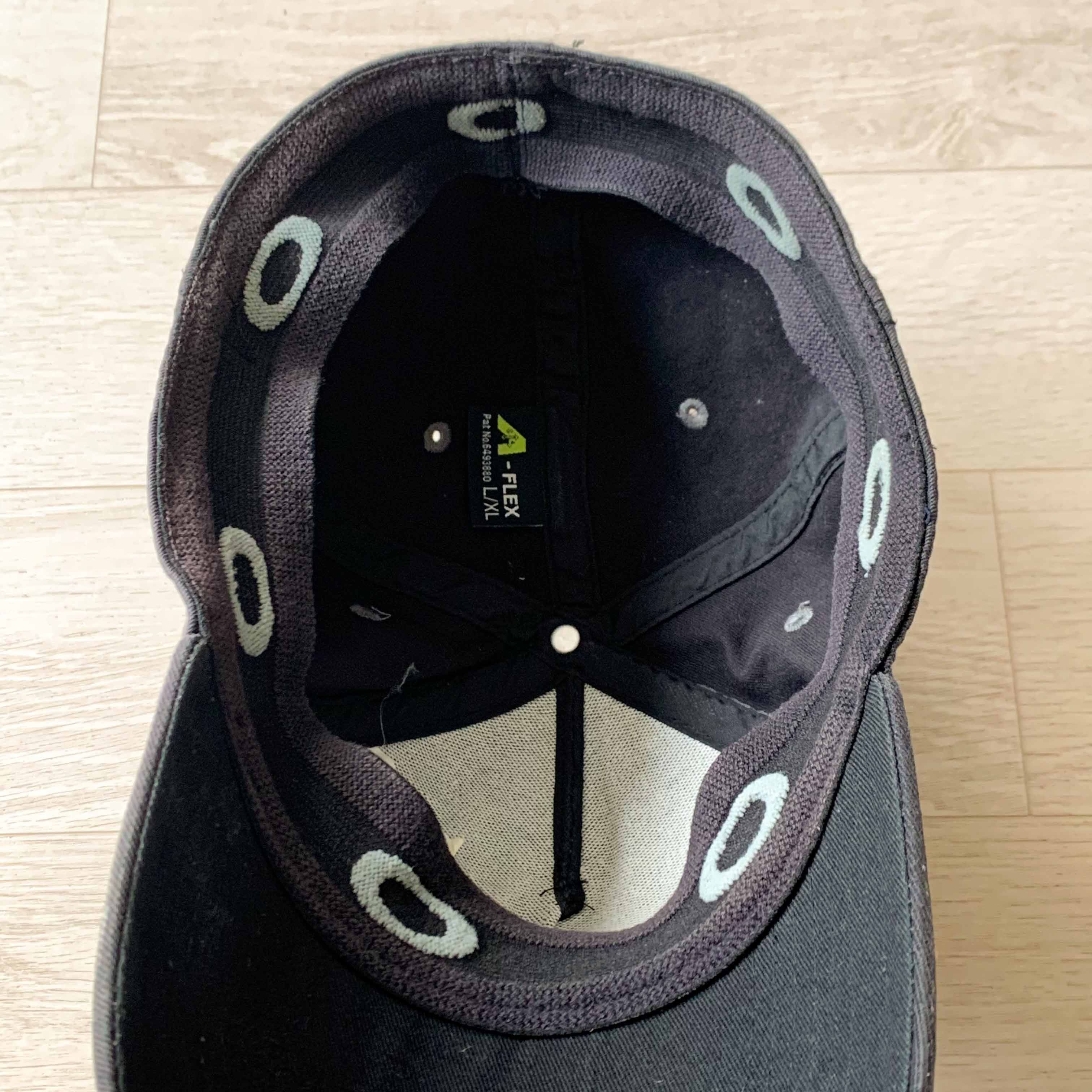 Vintage Oakley Sun Faded Cap