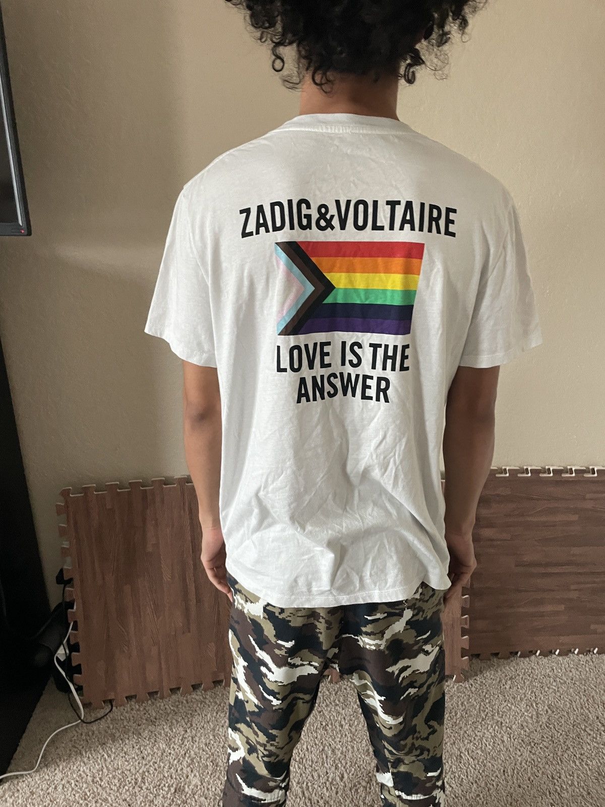 Zadig & Voltaire Tommy Amour Wings Flag (Love is the Answer) tee Size US M / EU 48-50 / 2 - 4 Thumbnail