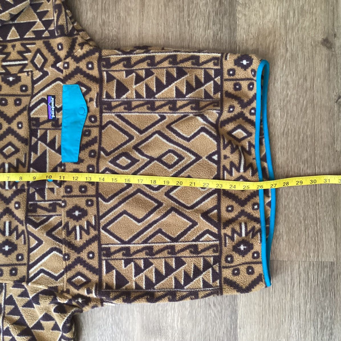 Patagonia × Vintage Vintage 90s Patagonia tribal print fleece Size US XS / EU 42 / 0 - 4 Thumbnail