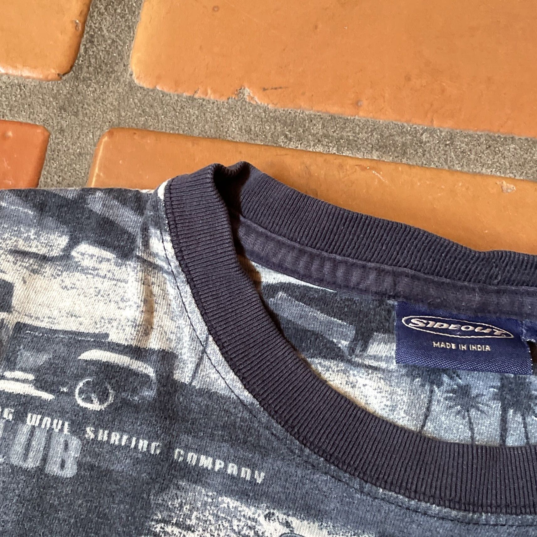 Sideout VINTAGE Side Out Shirt Mens Medium Blue Graphic Print 1942 Surf Club Logo 90s Hipster USA Sports Size US M / EU 48-50 / 2 - 5 Thumbnail