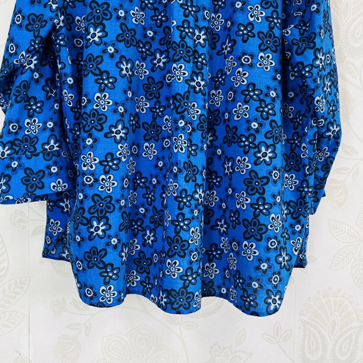 Marni MARNI X Uniqlo Japan Blue Flowers Shirts Buttons Up Size L Size US L / EU 52-54 / 3 - 12 Thumbnail