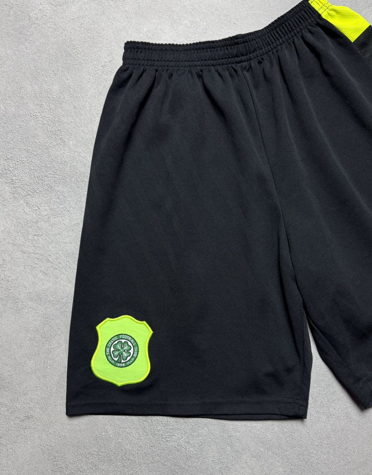 Umbro Celtic 1996 1997 Away Football Soccer Shorts Umbro Vintage Size US 32 / EU 48 - 5 Thumbnail