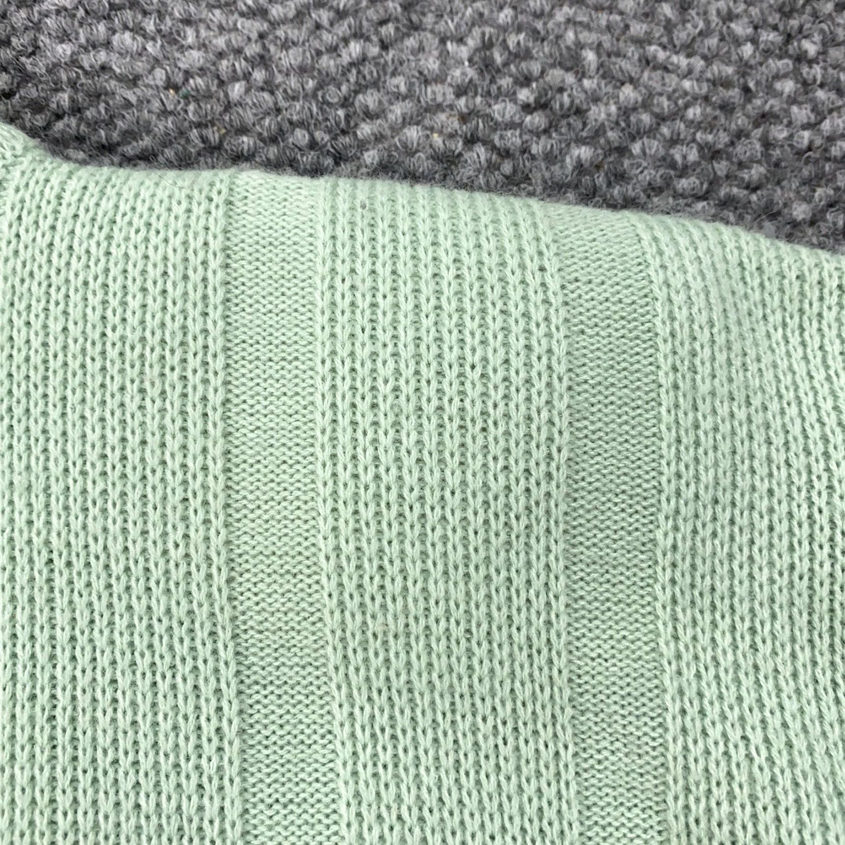 Vintage VINTAGE Apostrophe Sweater Womens Small Green Turtleneck Floral Knit Pullover 90s Size S / US 4 / IT 40 - 6 Thumbnail
