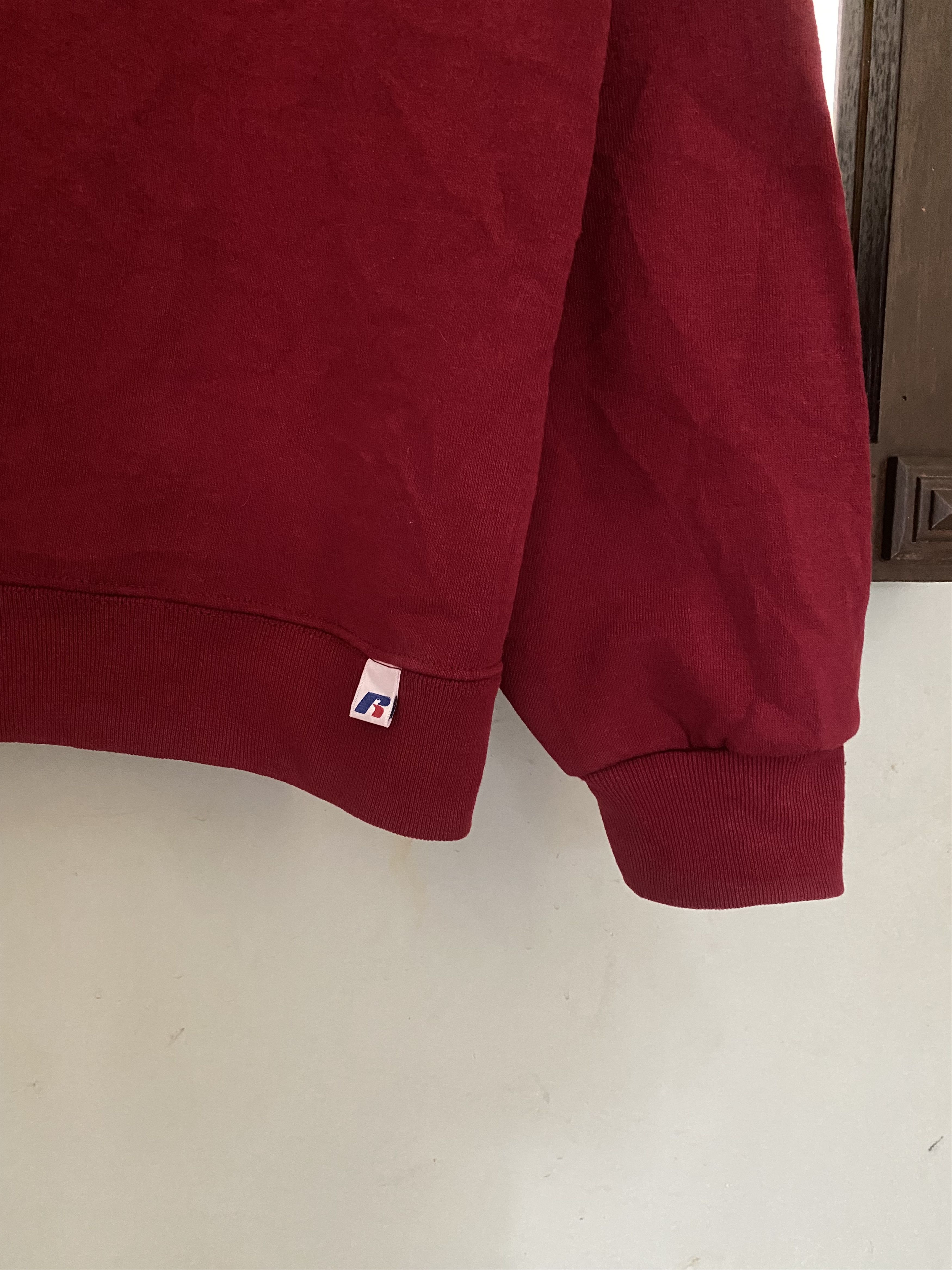 Russell Athletic × Vintage Vintage Russell Athletic Red Sweatshirt Size US M / EU 48-50 / 2 - 2 Thumbnail