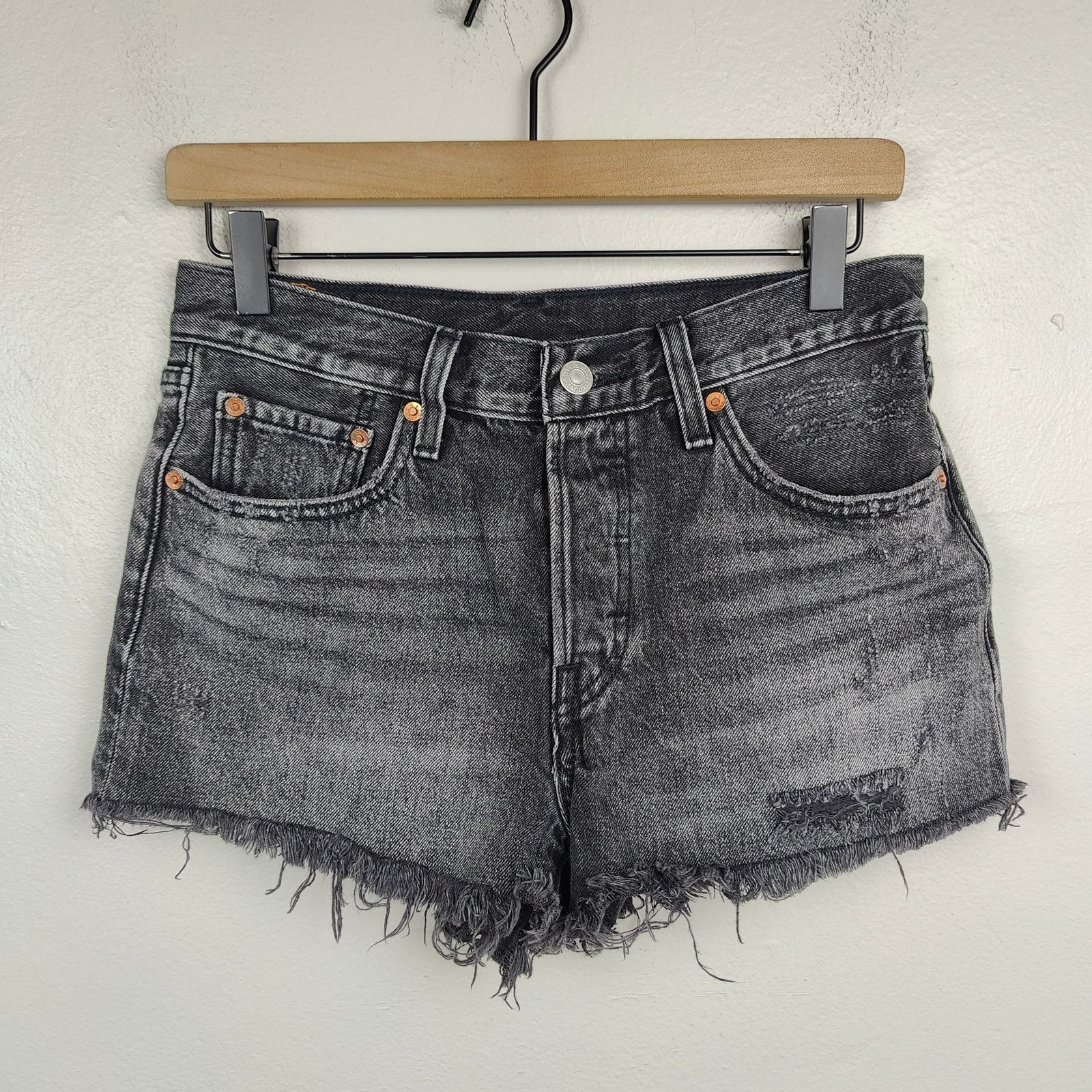 Levi's Levi's 501 Denim Shorts Womens 27 Trashed Black Button Fly Size 27" / US 4 / IT 40 - 1 Thumbnail