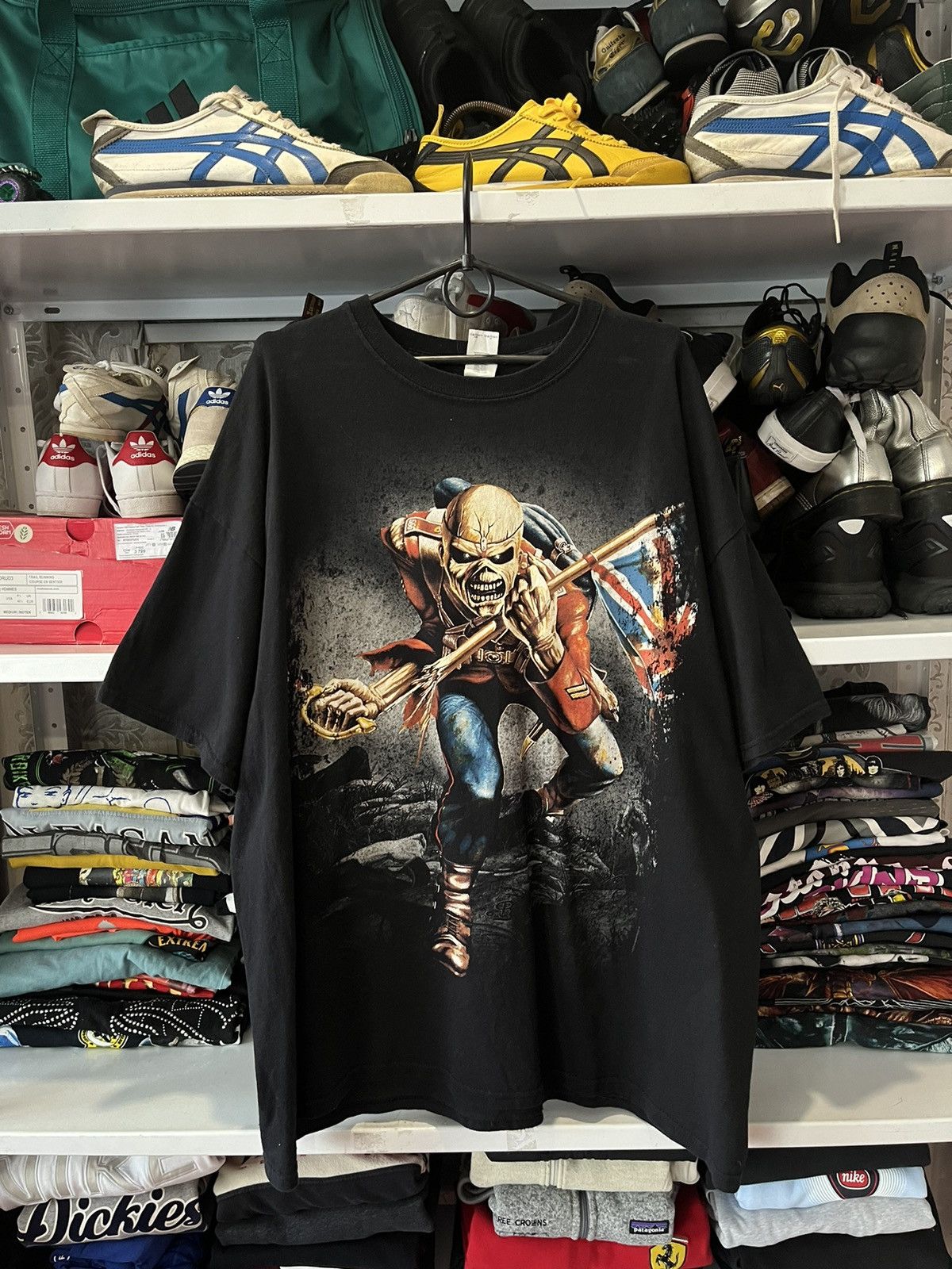 Band Tees Vintage Iron Maiden T-Shirt The Trooper 2013 Band Rock Y2K Size US XXL / EU 58 / 5 - 1 Thumbnail