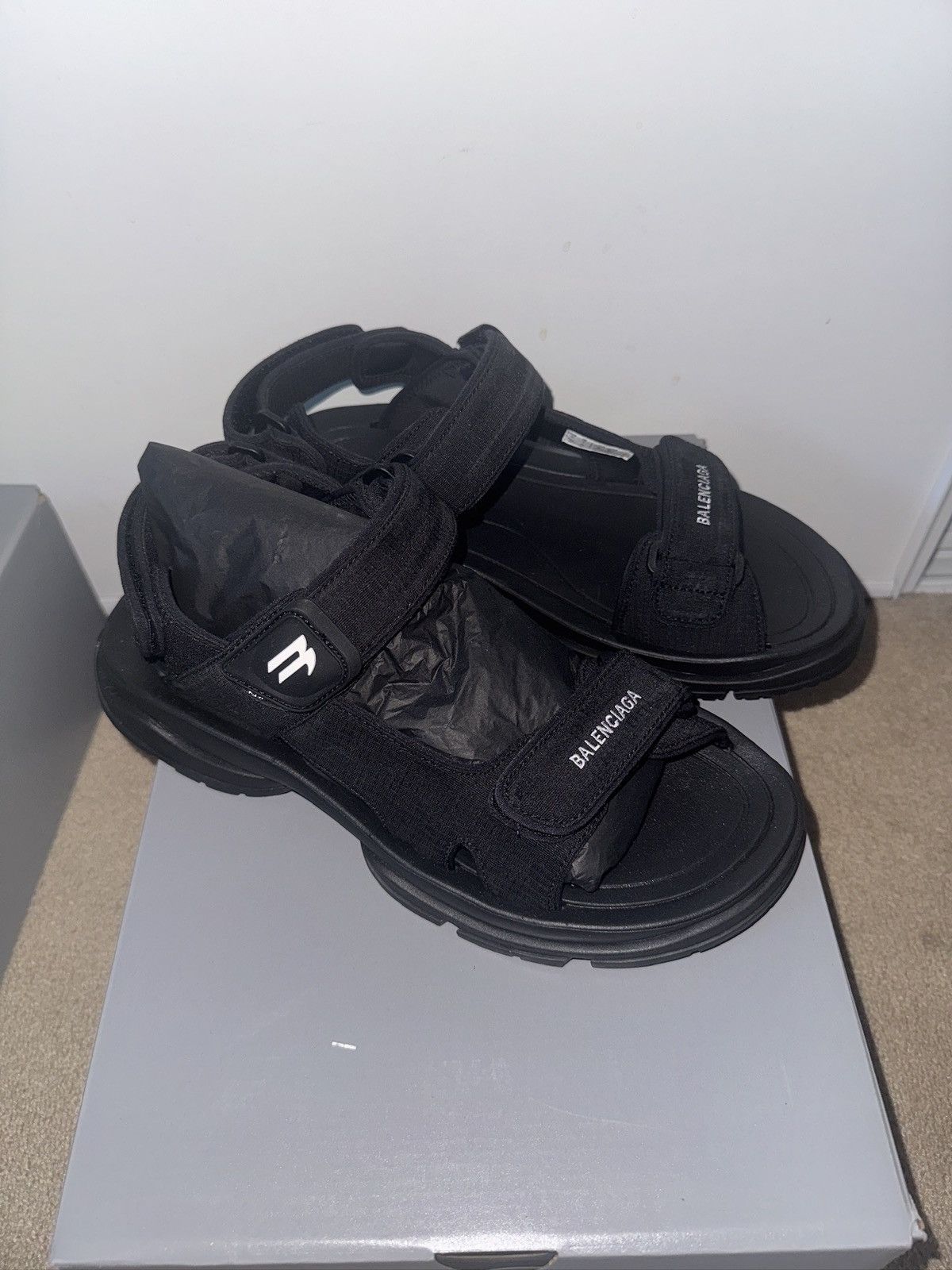 Balenciaga Balenciaga Tourist Rubber Sole Sandal Size US 10 / EU 43 - 2 Thumbnail