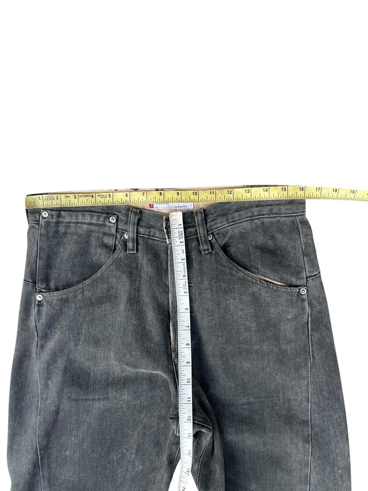 Levi's Vintage 2002 Levi’s Engineered Waxed Denim Regular Jeans Size US 32 / EU 48 - 4 Thumbnail