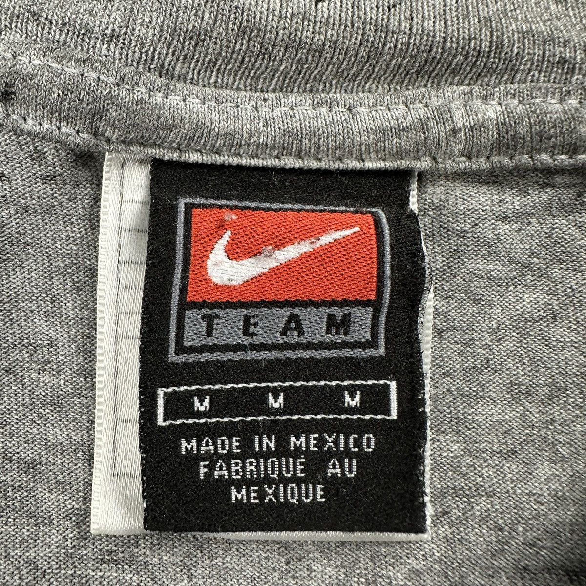 Nike Vintage Nike North Carolina Tar Heels Tee Size US M / EU 48-50 / 2 - 3 Thumbnail