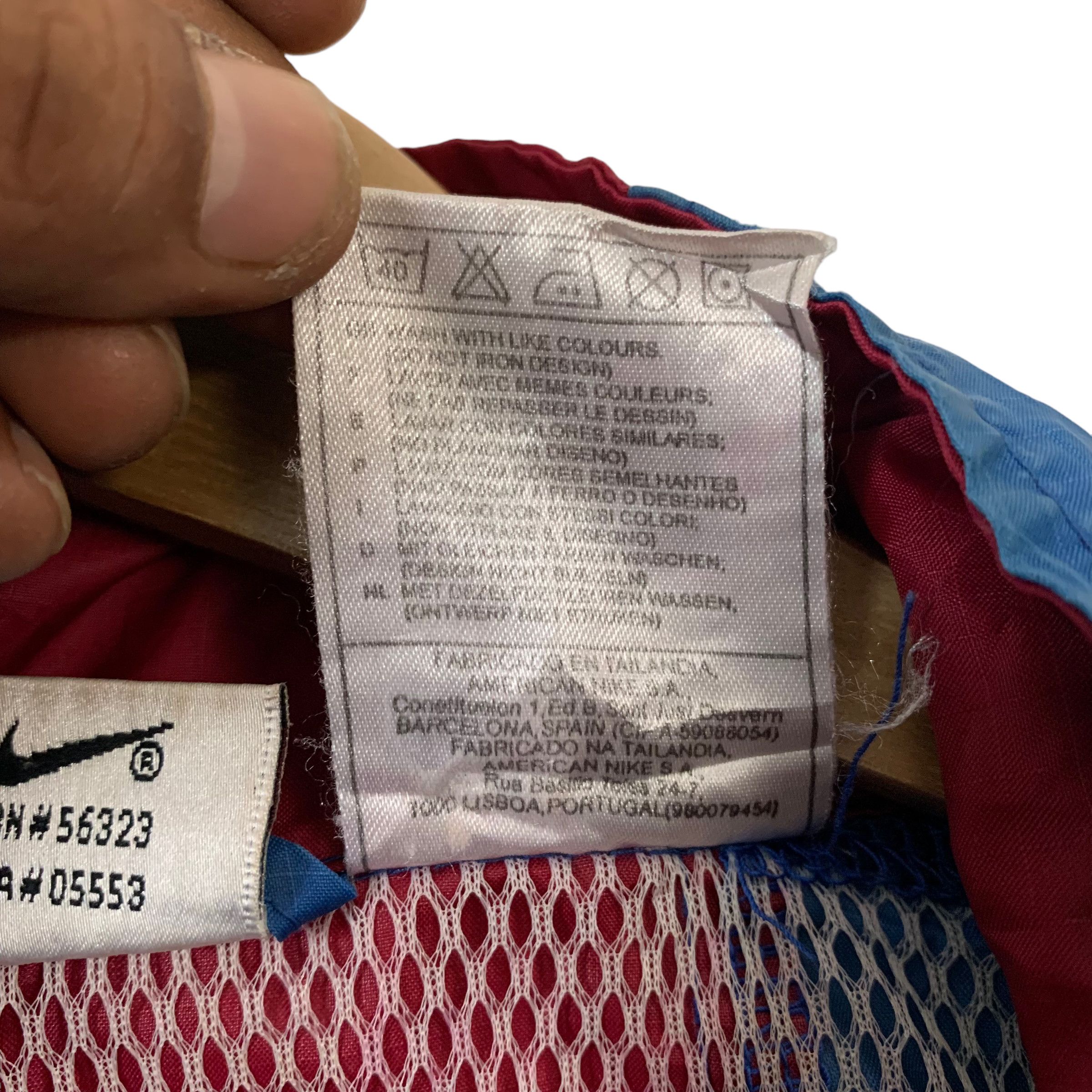 Nike Vintage Nike Windbreaker Jacket Size US M / EU 48-50 / 2 - 13 Thumbnail