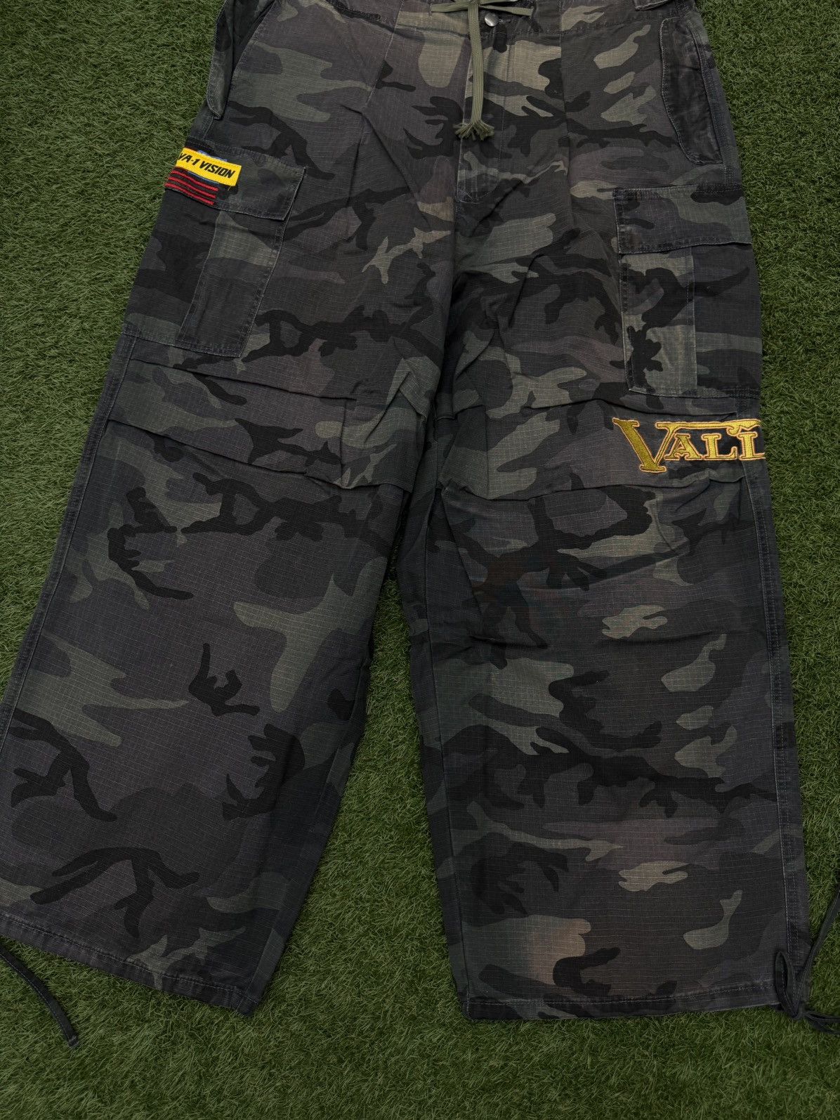 Vale Vale VA-1 Black Camo Cargo Sweatpants Size (38) NEW Size US 38 / EU 54 - 2 Thumbnail