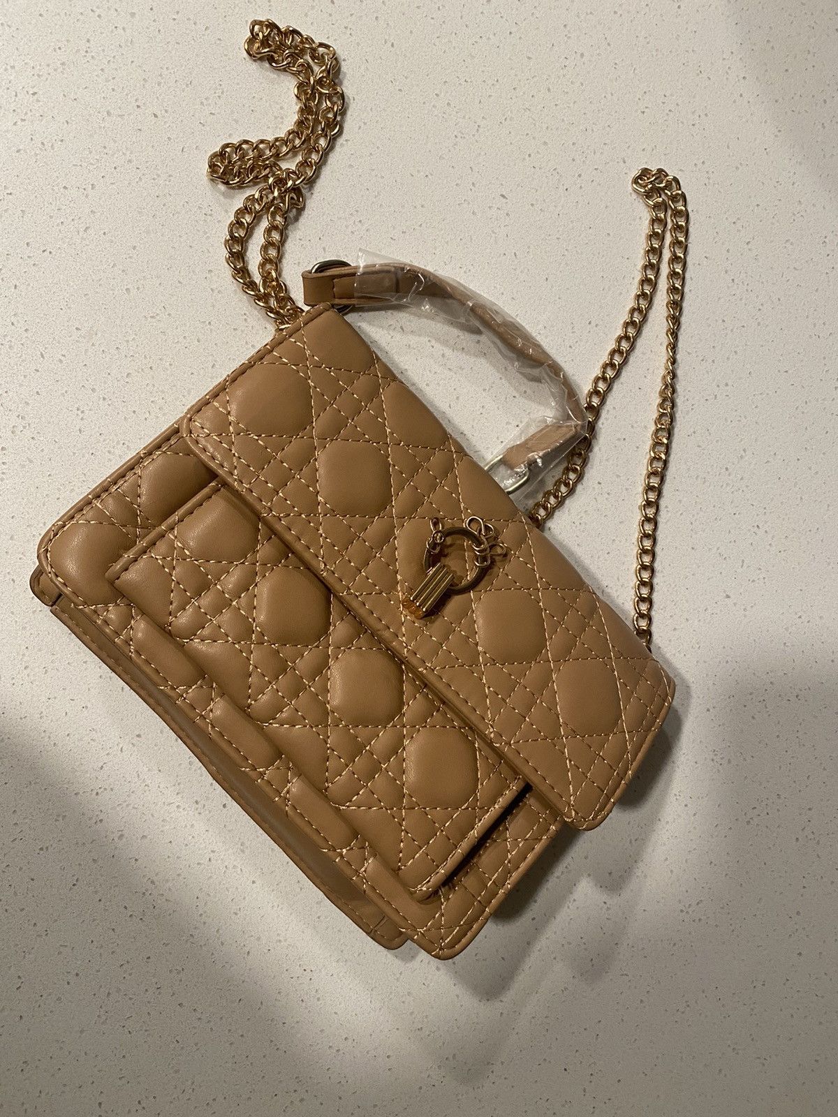 Other Designer Style Crossbody Bag - Brown w/ Gold Chain Strap Size ONE SIZE - 4 Thumbnail