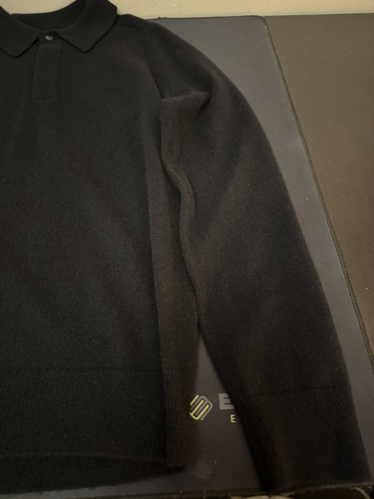 Banana Republic Banana Republic Long Sleeve Cashmere Shirt Sweater Black Size US S / EU 44-46 / 1 - 4 Thumbnail