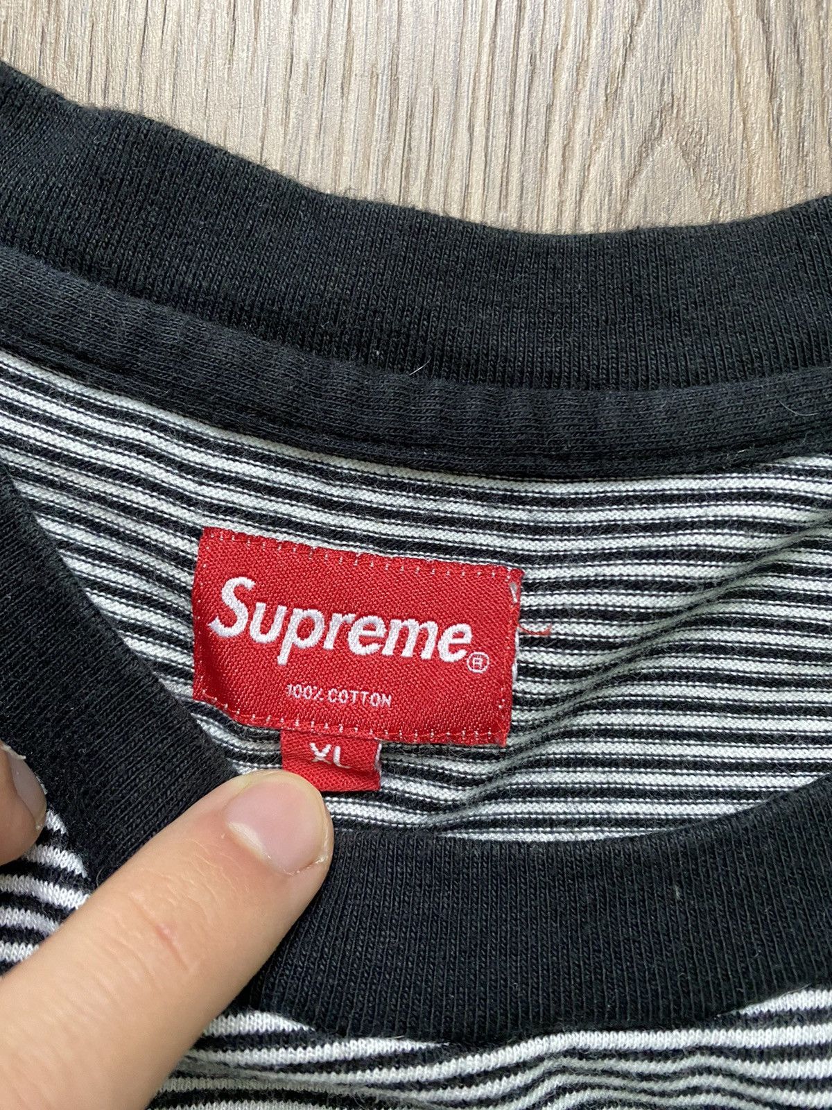 Supreme Vintage Supreme Big Logo Striped T-shirt Size XL Size US XL / EU 56 / 4 - 7 Thumbnail
