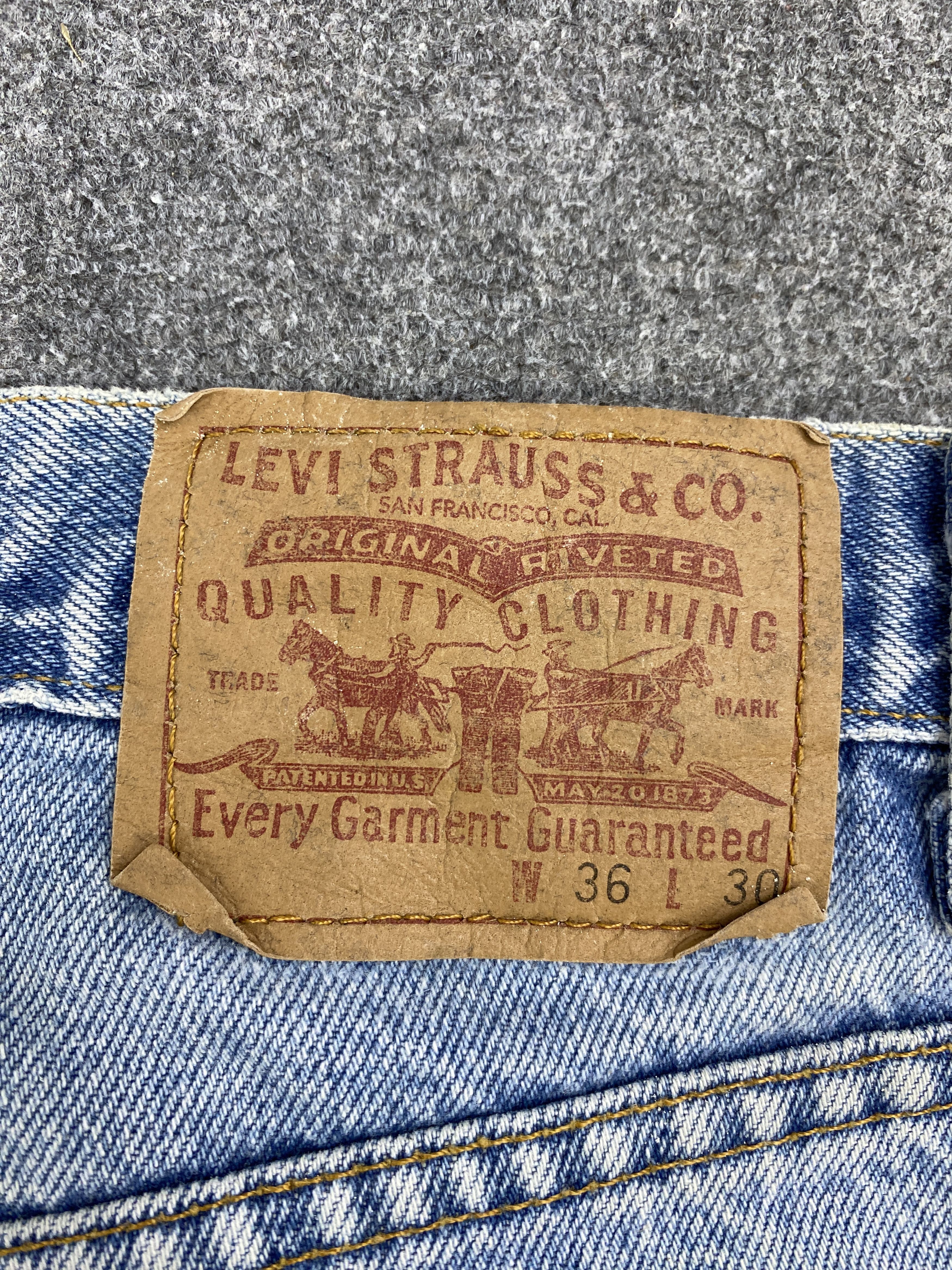 Levi's × Vintage Vintage 90s Levis Relaxed Straight Jeans Size US 35 - 5 Thumbnail