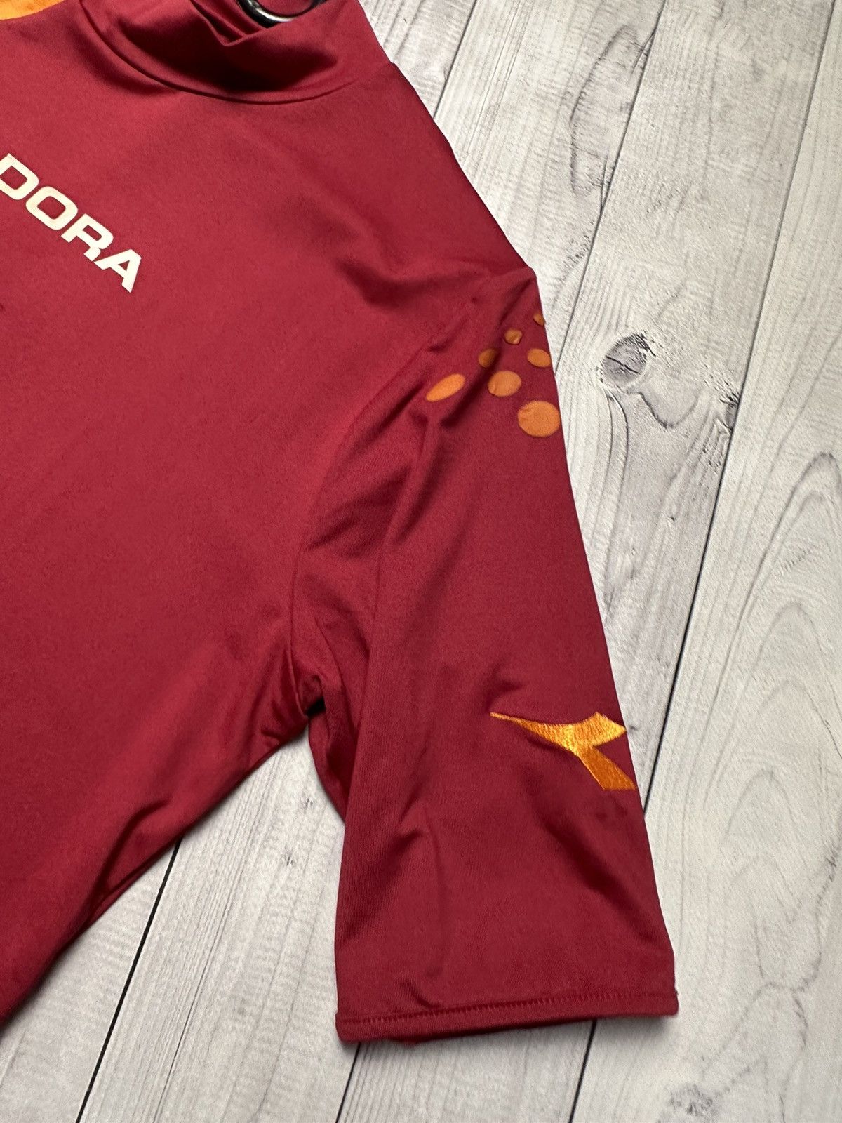 Diadora Vintage AS Roma soccer jersey size M Diadora new! Size US M / EU 48-50 / 2 - 3 Thumbnail