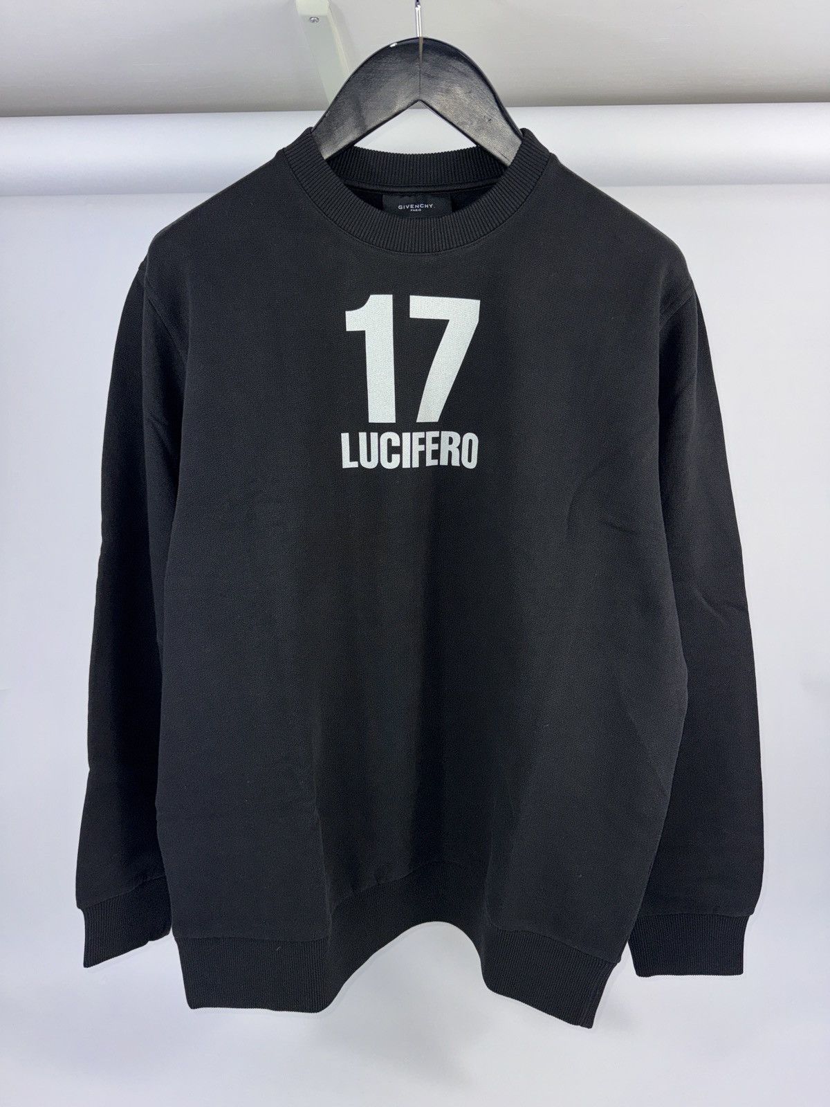Givenchy x RICCARDO TISCI 17 LUCIFERO PRINT OVERSIZED SWEATSHIRT Size US S / EU 44-46 / 1 - 1 Thumbnail