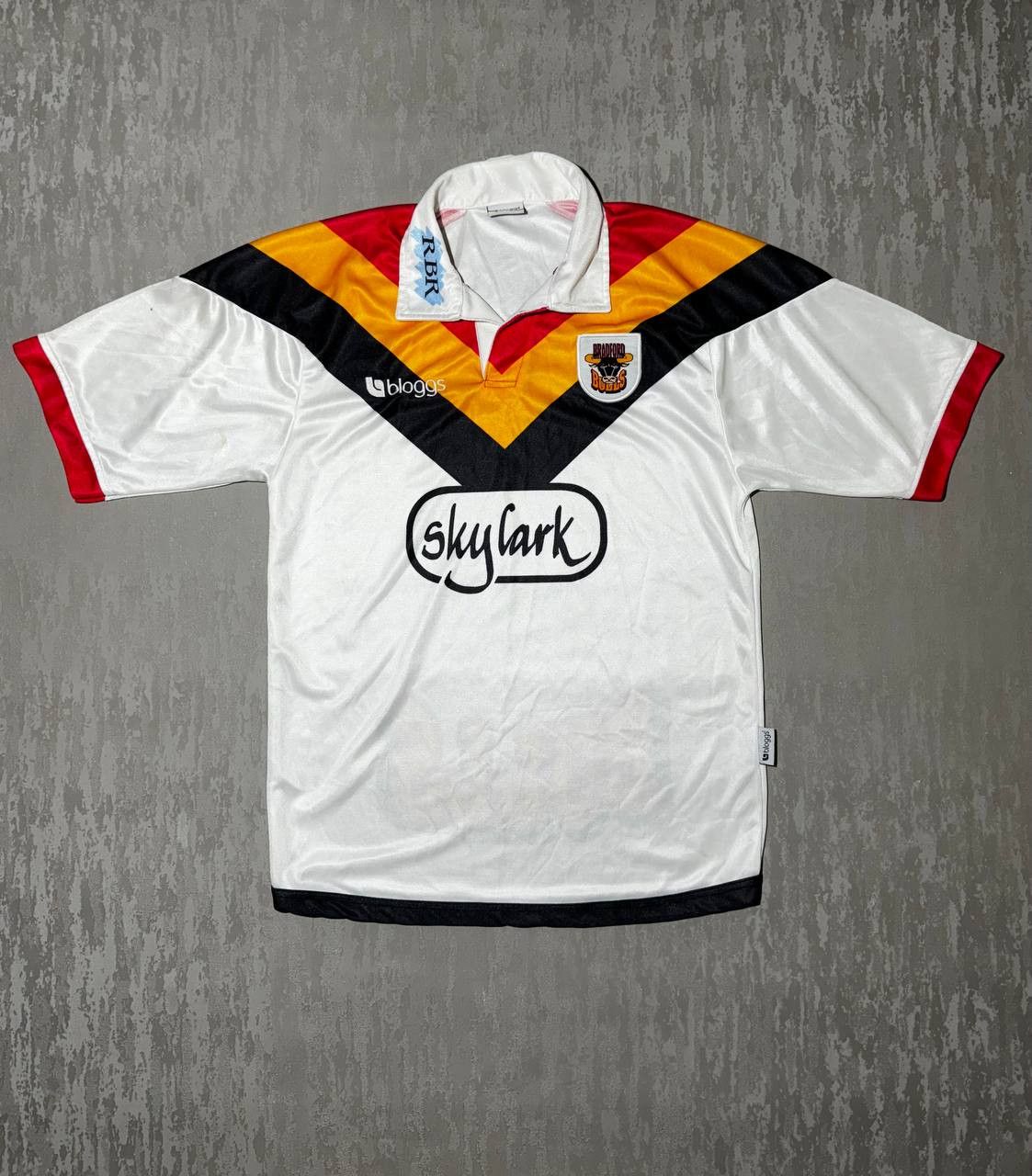 Vintage Bradford Bulls Bloggs 2001 2002 rugby shirt jersey size S Size US S / EU 44-46 / 1 - 1 Thumbnail
