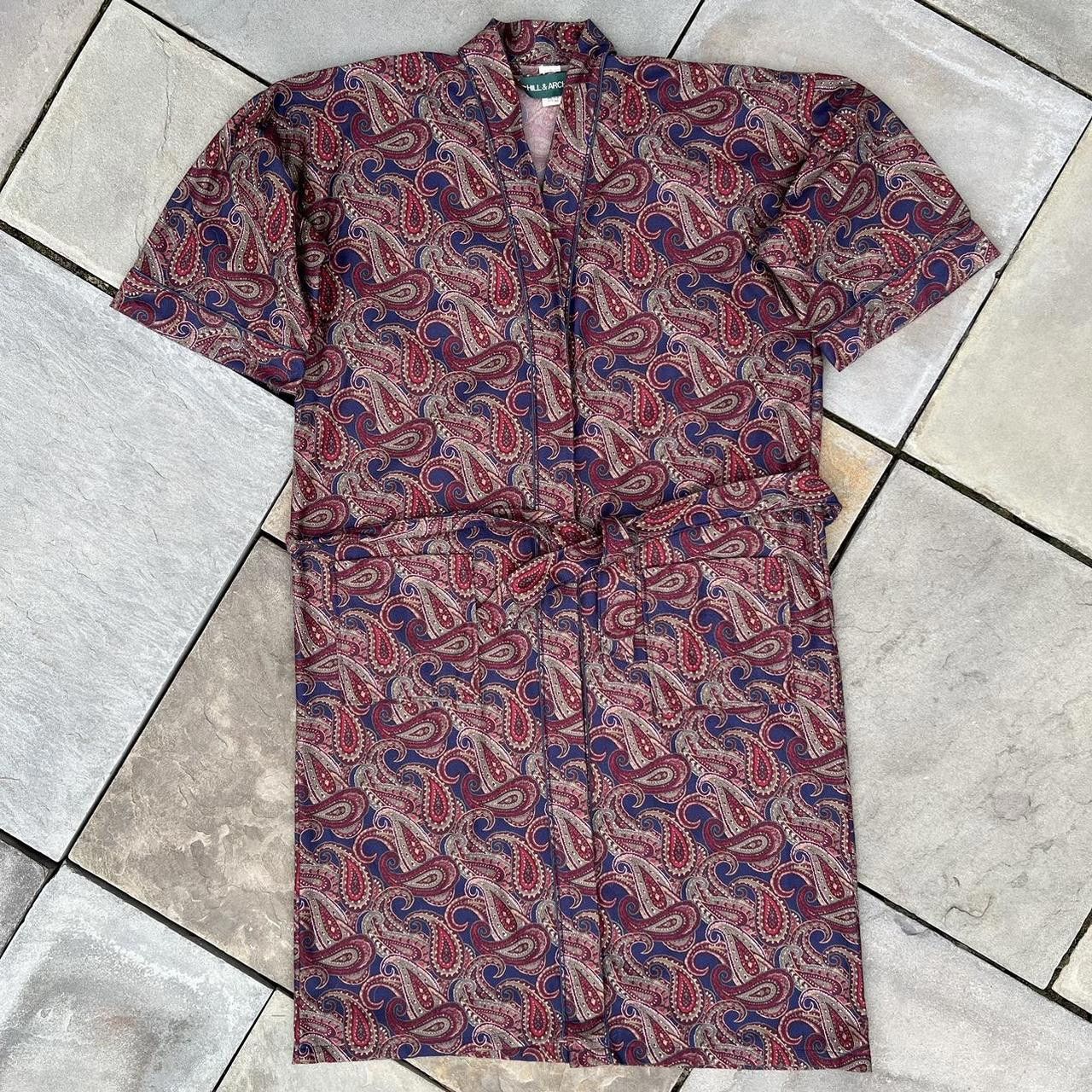 Vintage Vintage 90s Burgundy Paisley Robe Made in USA Size ONE SIZE - 1 Thumbnail