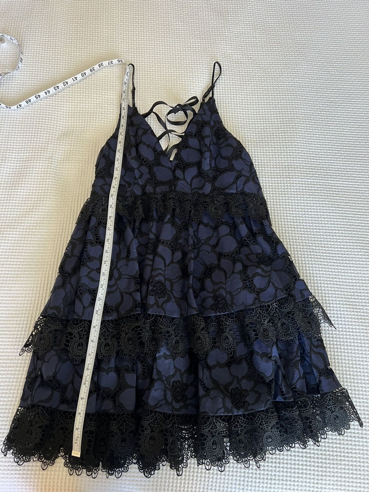 Kendall And Kylie Kendall + Kylie | Tiered Lace Dress Size M / US 6-8 / IT 42-44 - 3 Thumbnail