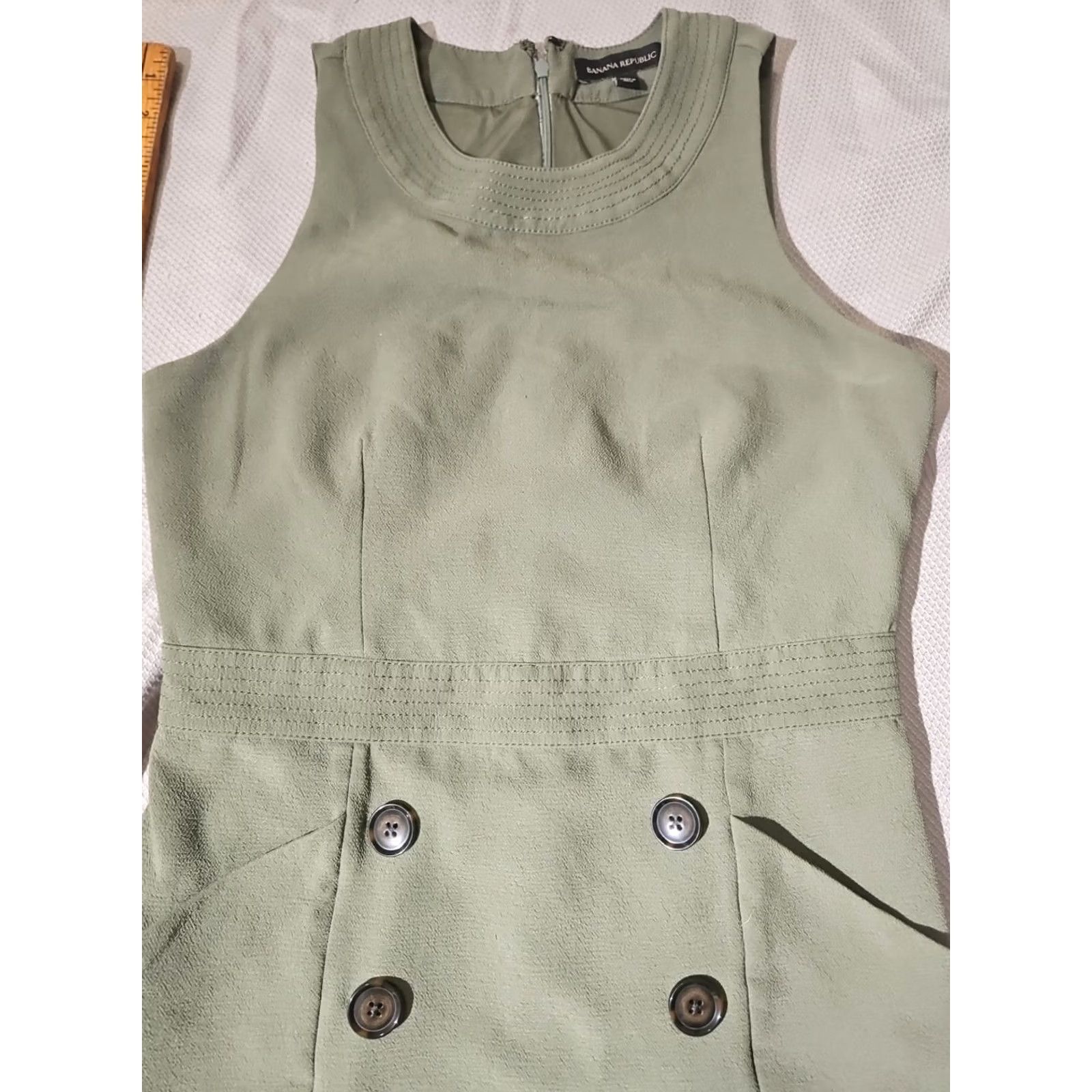 Banana Republic VINTAGE Banana Republic Dress Womens Sz 6 Green Button Utility Sheath Military Midi Size M / US 6-8 / IT 42-44 - 2 Thumbnail