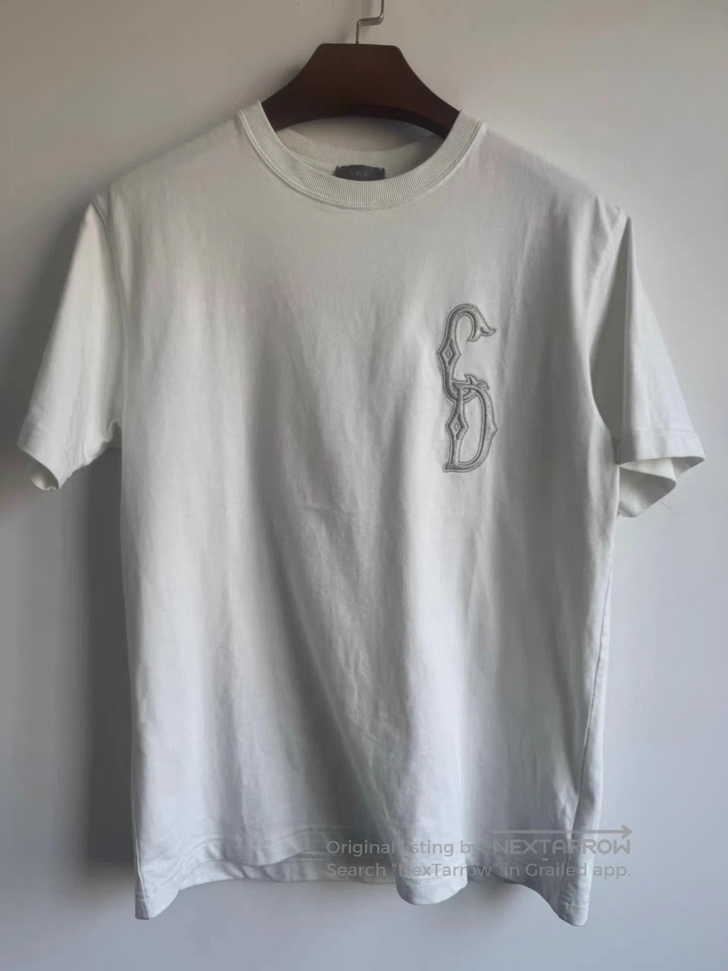 Dior White Short-Sleeve T-Shirt with Embroidered Design. Size US S / EU 44-46 / 1 - 1 Thumbnail