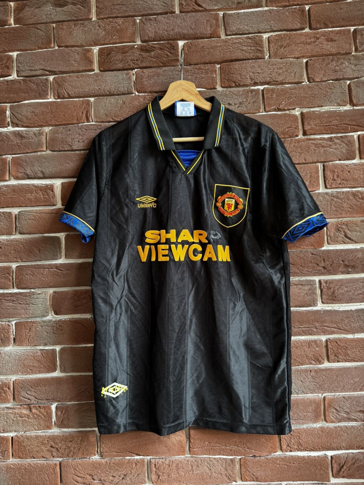 レア　90s umbro MANCHESTER UNITED ユニホーム 90s MANCHESTER UNITED UMBRO Drill Top XL - メルカリ