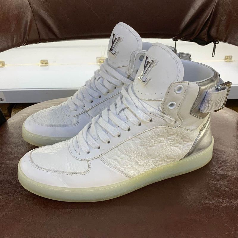 Louis Vuitton Louis Vuitton Rivoli High Top Fashion Sneakers 0079 Size US 7.5 / EU 40-41 - 1 Thumbnail