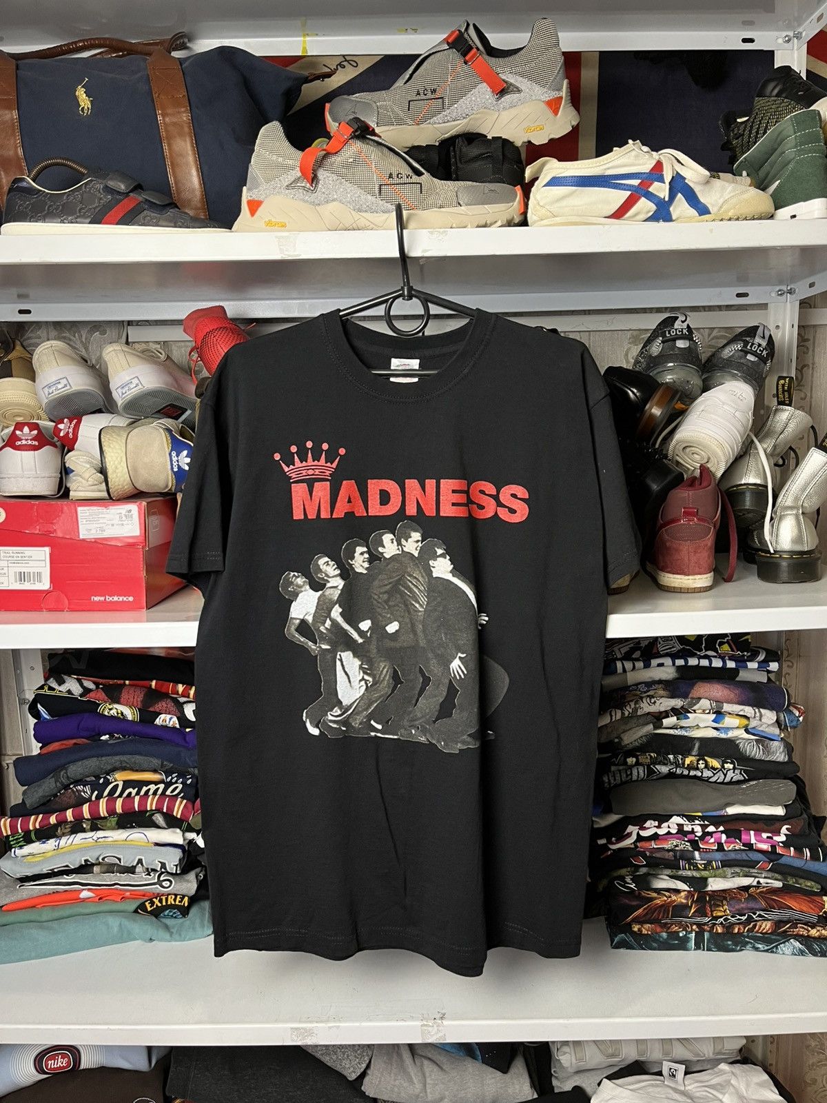 Band Tees Vintage Madness Tour T Shirts Rock Y2K Size US M / EU 48-50 / 2 - 1 Thumbnail