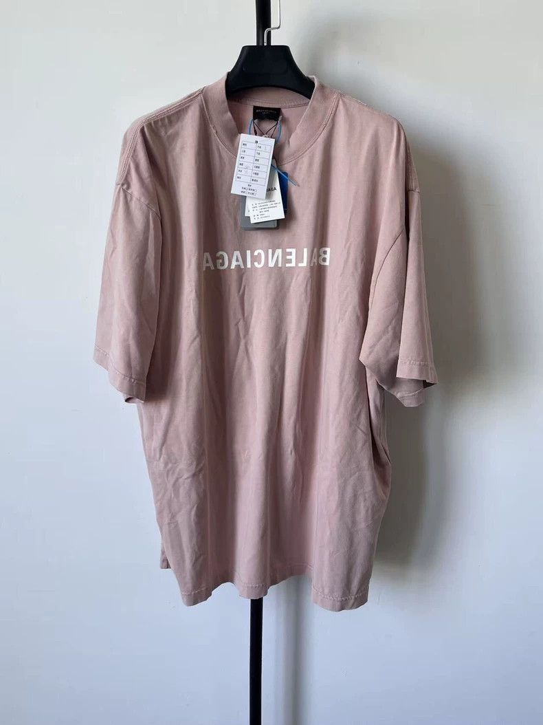 Balenciaga Balenciaga Monogrammed Crew Neck Pullover Short Sleeve Dro Size L / US 10 / IT 46 - 1 Thumbnail