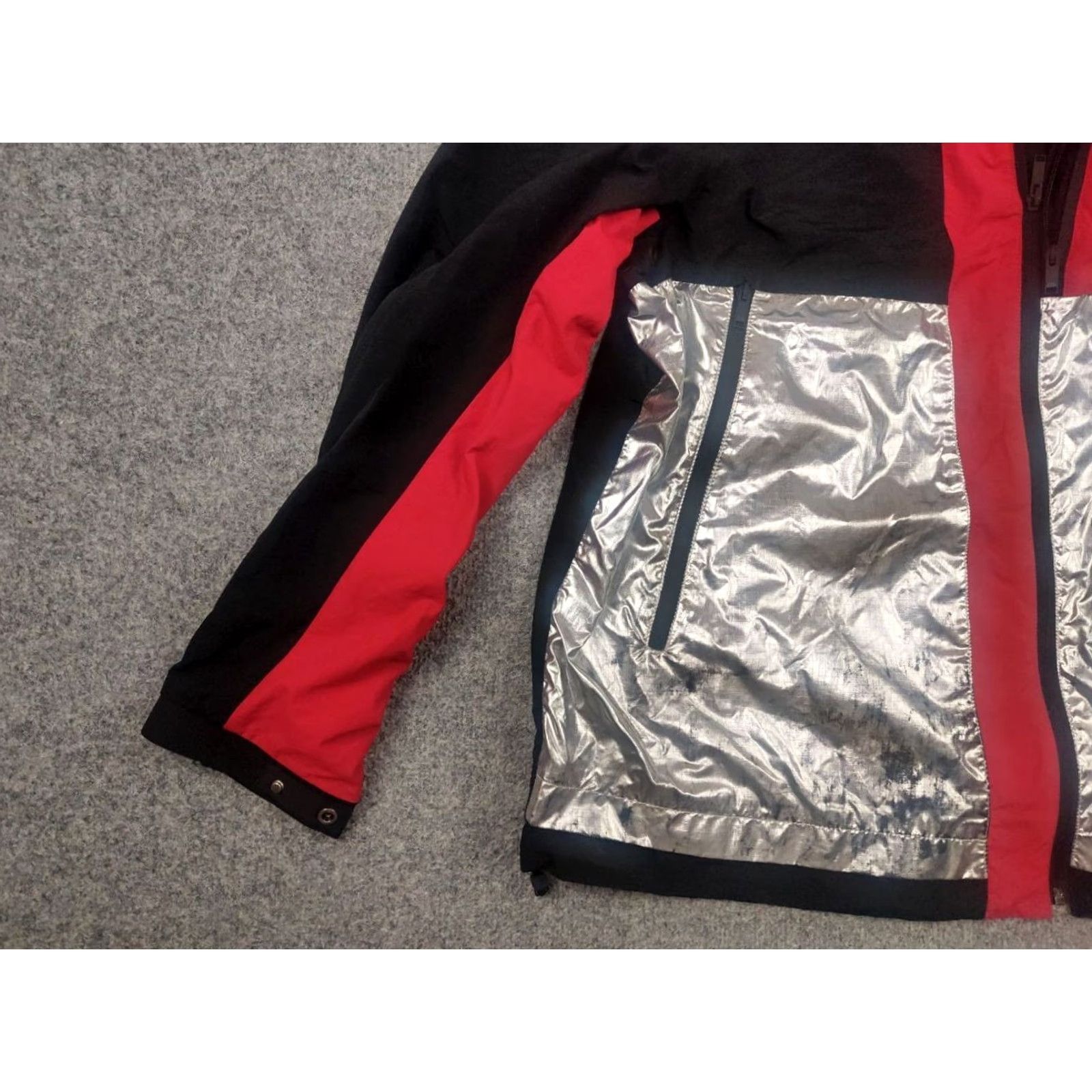 NBA VINTAGE Marcelo Burlon County of Milan by NBA Chicago Bulls Windbreaker Jacket XL Black Size US XL / EU 56 / 4 - 4 Thumbnail