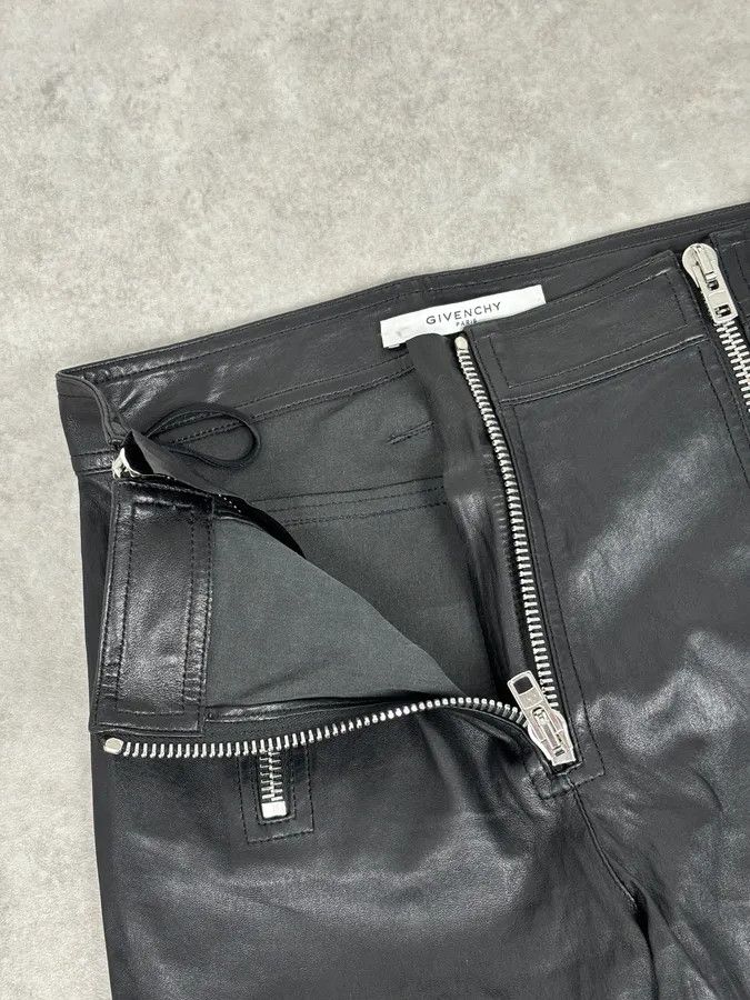 Givenchy 2010s Givenchy Black Leather Multi-Zip Skinny Pants Size 26" / US 2 / IT 38 - 11 Thumbnail