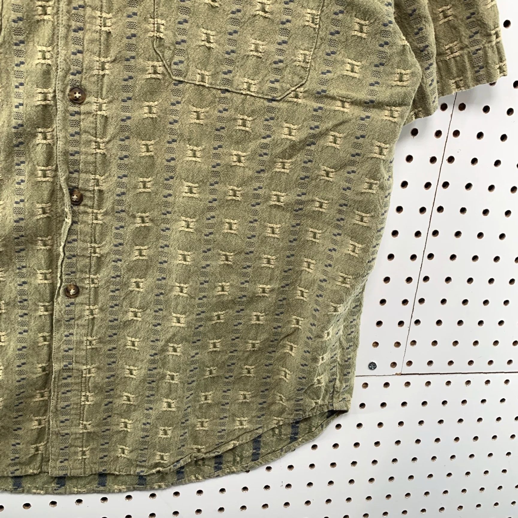 The Territory Ahead VINTAGE Territory Ahead Button-Up Shirt Mens L Green Short Sleeve Textured Geometric Weekender Casual Button-Up Shirt Mens L Green Territory Ahead Size US L / EU 52-54 / 3 - 7 Thumbnail
