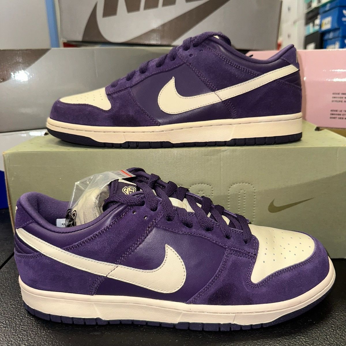 Nike Size 10.5 - Nike Dunk NKE Low Quasar Purple 314142-511 Size US 10.5 / EU 43-44 - 1 Thumbnail