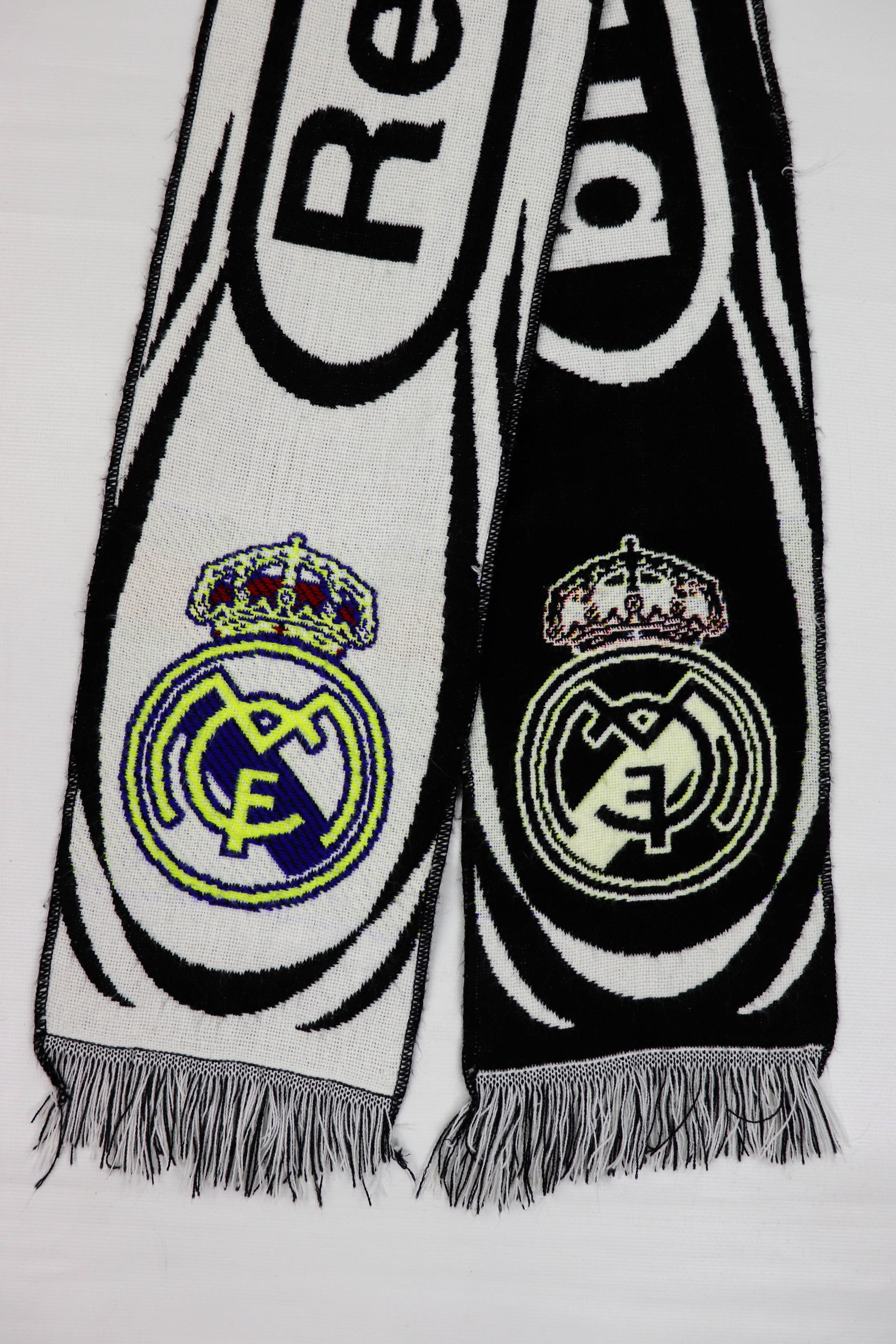 Vintage Draps Vintage FC Real Madrid Acrylic Soccer Scarf Size ONE SIZE - 3 Thumbnail