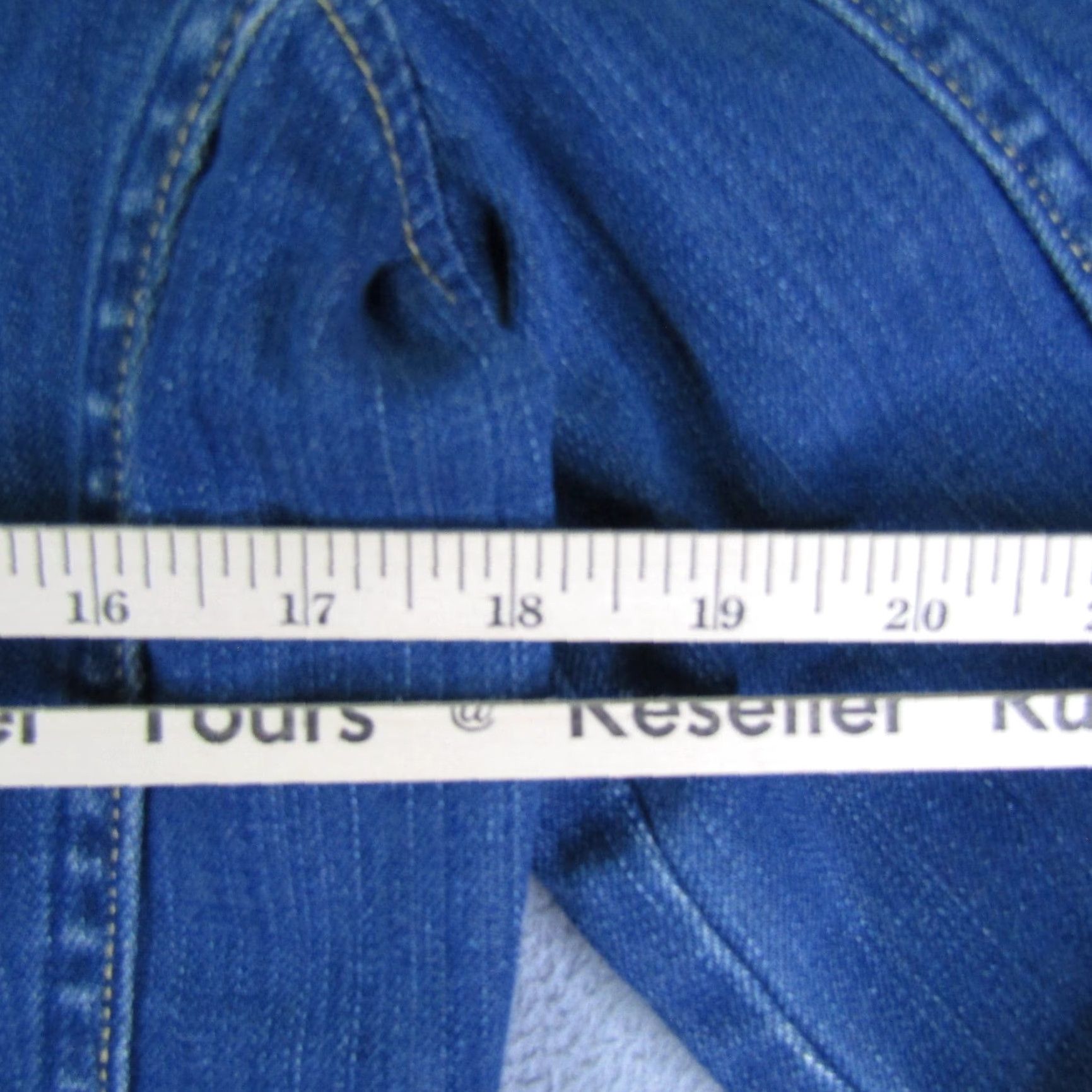 Levi's VINTAGE Levi's Denim Jacket Women's Large Blue Trucker Button Up Red Tab Y2K Jacket Women L Blue Denim Size 36" / US 14 / IT 50 - 5 Thumbnail