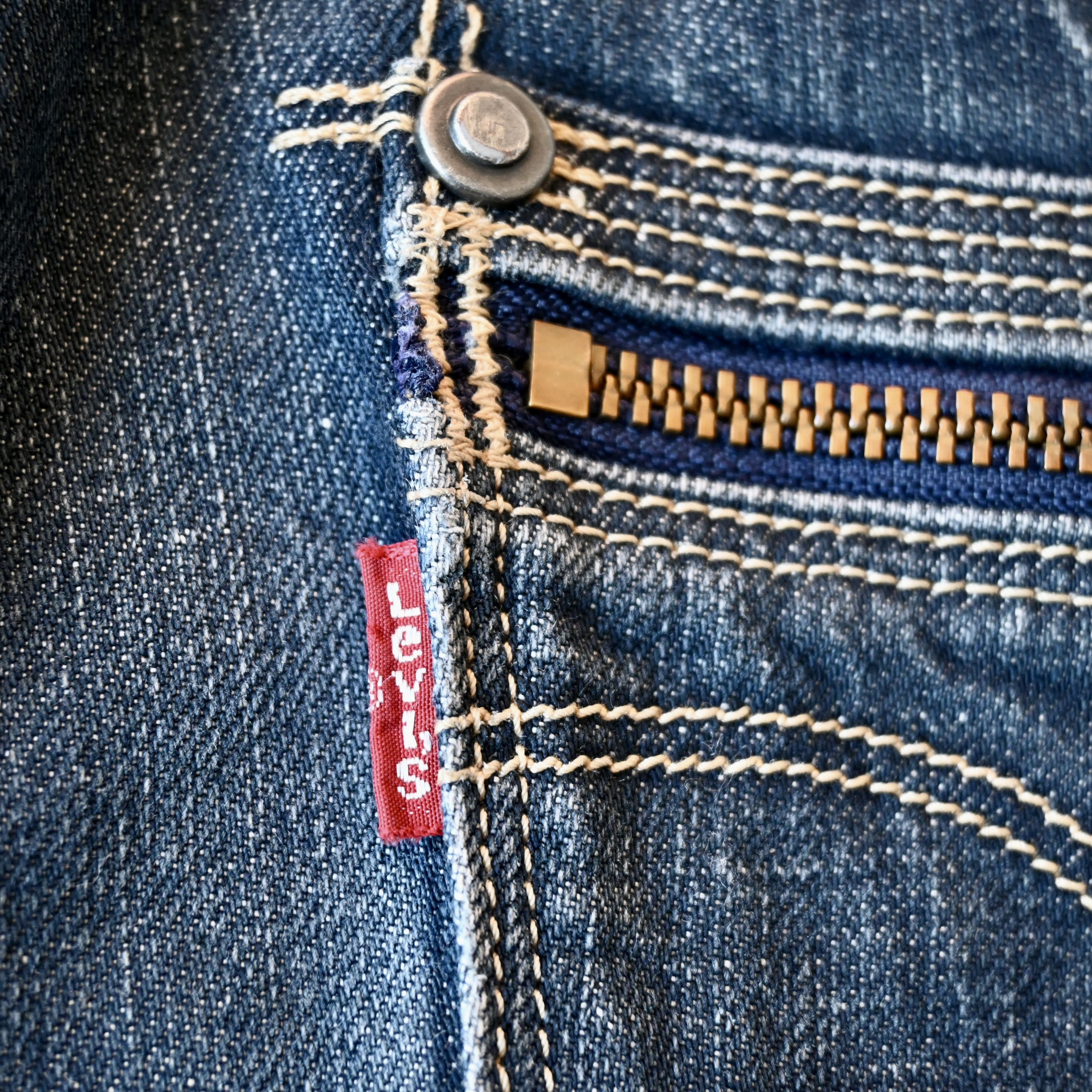 Levi's VTG 2007 Levi's Engineered Jeans, zippered pockets, 33 Size US 33 - 16 Thumbnail