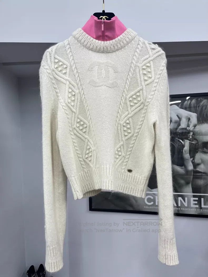 Chanel Chanel Ski series fake two-piece white sweater Size XS / US 0-2 / IT 36-38 - 1 Thumbnail