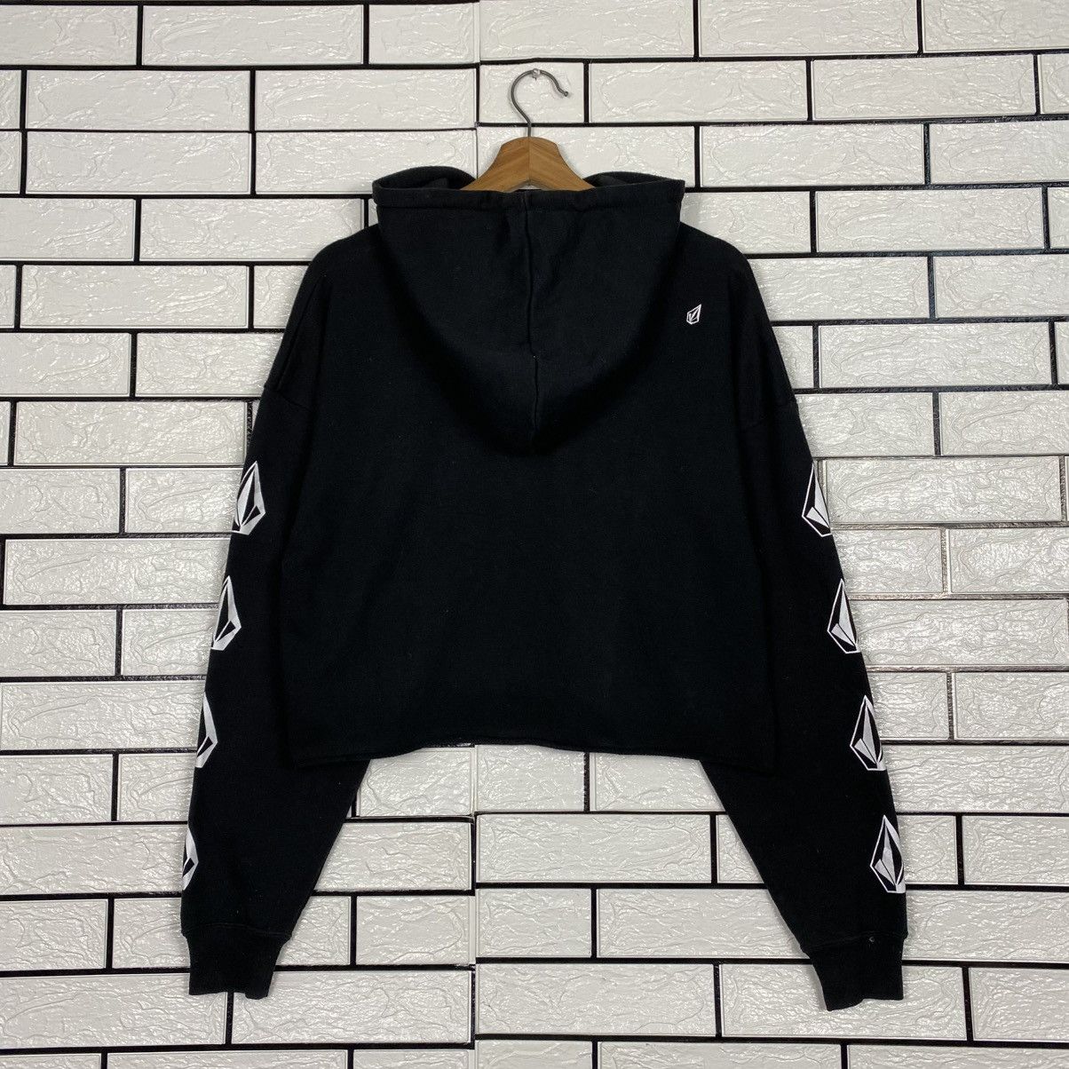 Japanese Brand 📌Cropped Striped Biker Hoodie Sweatshirt Volcom Big Logo Size US M / EU 48-50 / 2 - 9 Thumbnail