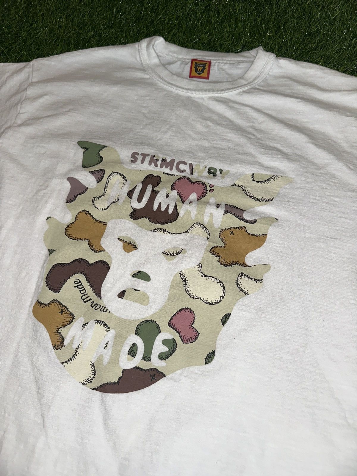 Human Made × Kaws Human made kaws camo tee shirt size medium Size US M / EU 48-50 / 2 - 3 Thumbnail