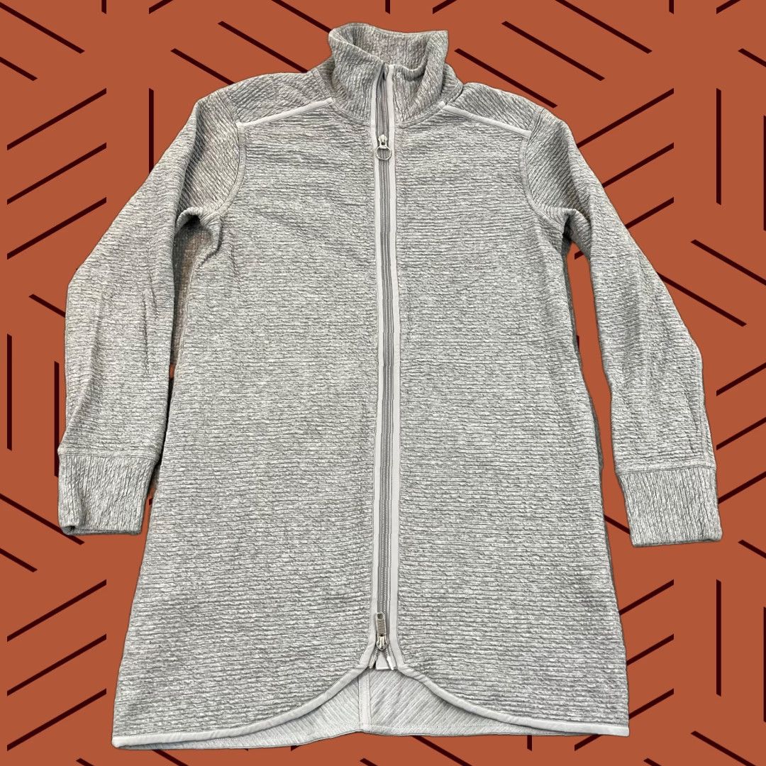 Lululemon **Lululemon On Repeat Jacket Gray Womens Size 4 Full Zip** User: Lululemon On Repeat Jacket Gray Size 4 Full Zip Womens Size S / US 4 / IT 40 - 1 Thumbnail