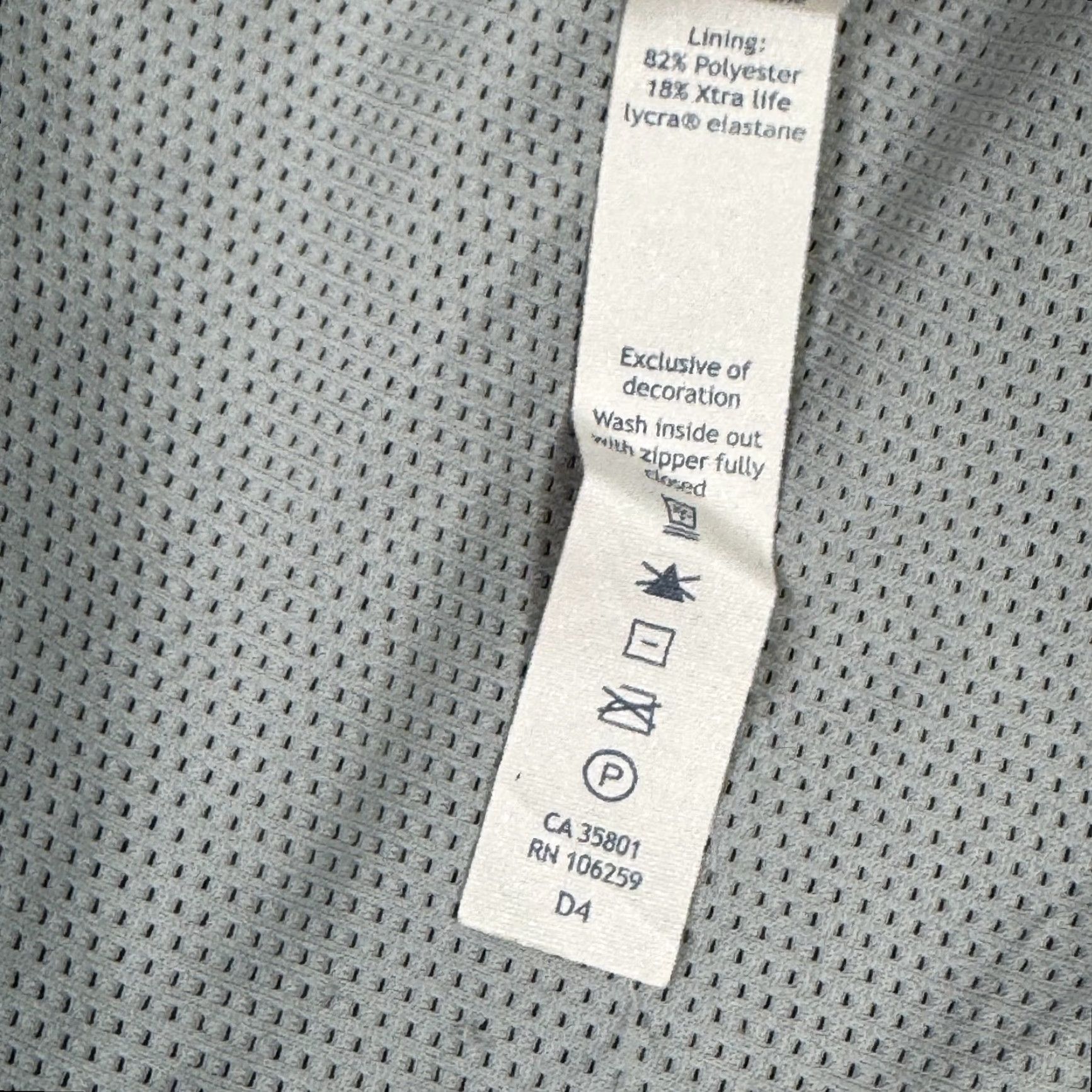 Lululemon Lululemon Jacket Womens 4 Gray Stand Out Sherpa Train Gym Running Yoga Exercise Hooded Full Zip Reversible All Seasons Size S / US 4 / IT 40 - 7 Thumbnail