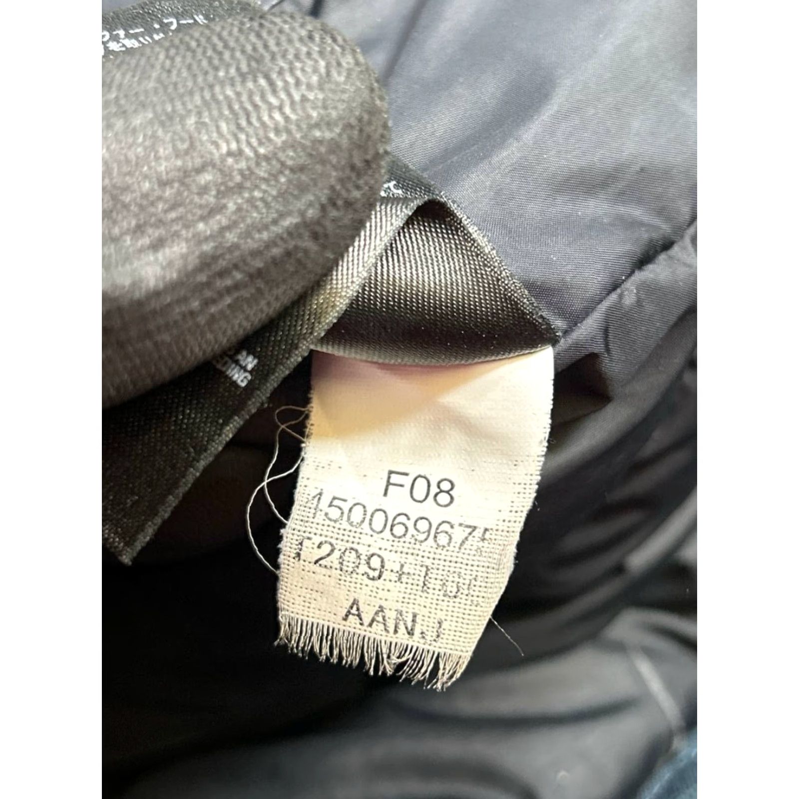 The North Face Vtg The North Face Hyvent Jacket Womens Small Blue Down Insulated Belted Puffer Jacket Regular Womens Size S Blue Outdoor Coat Size S / US 4 / IT 40 - 6 Thumbnail