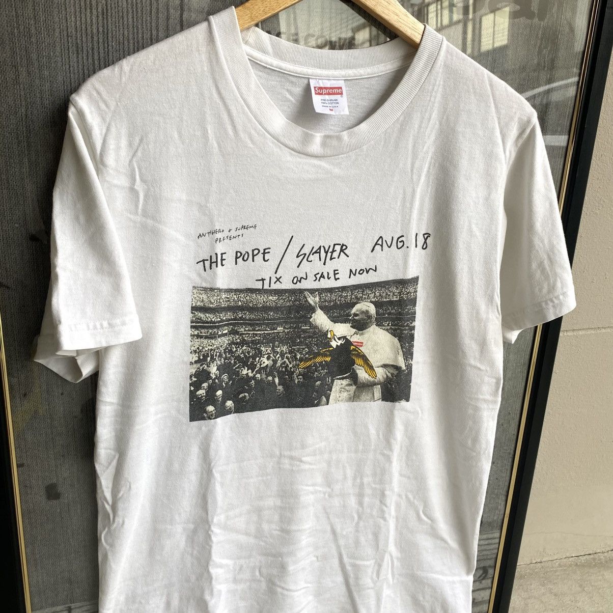 【Supreme】ANTI HERO POPE TEE ホワイト 送料無料【se834】 $_12.JPG?set_id=880000500F