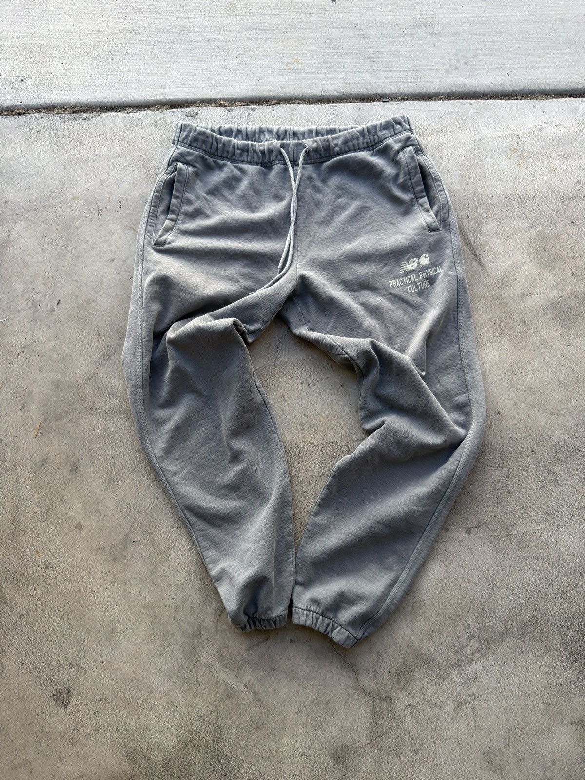 Carhartt Carhartt WIP x New Balance Sweatpants Size US 32 / EU 48 - 1 Thumbnail