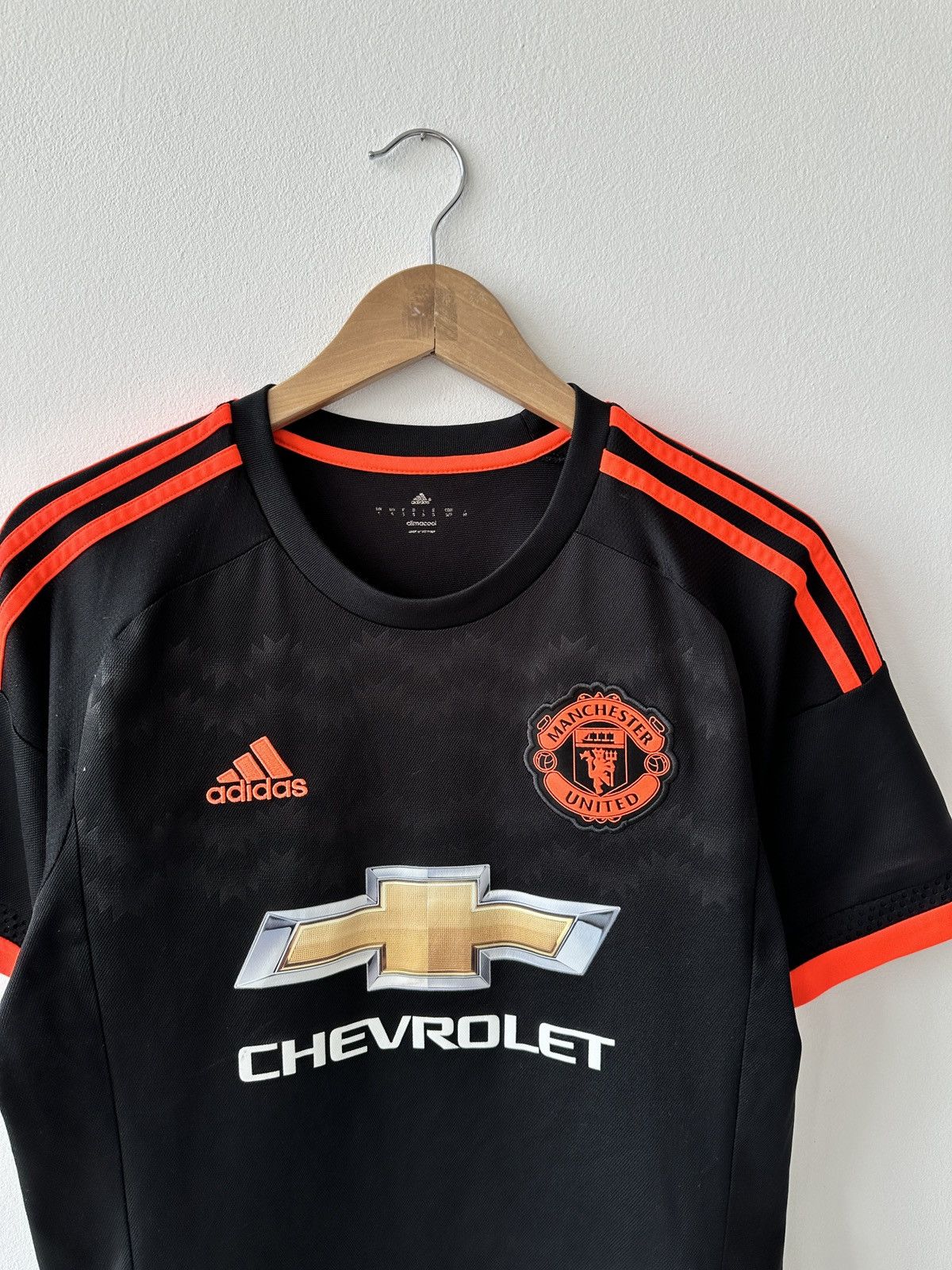 Adidas Manchester United 2015/2016 Adidas Third jersey Size US S / EU 44-46 / 1 - 4 Thumbnail