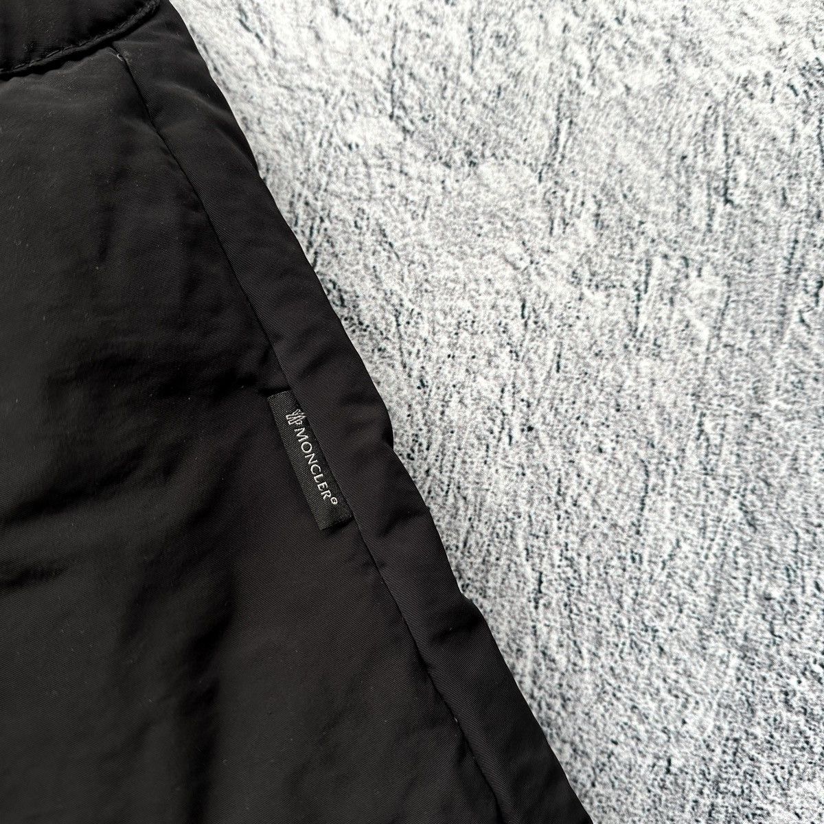 Moncler Authentic Women’s Moncler Romney Down Jacket Black Size: 1 Size S / US 4 / IT 40 - 19 Thumbnail