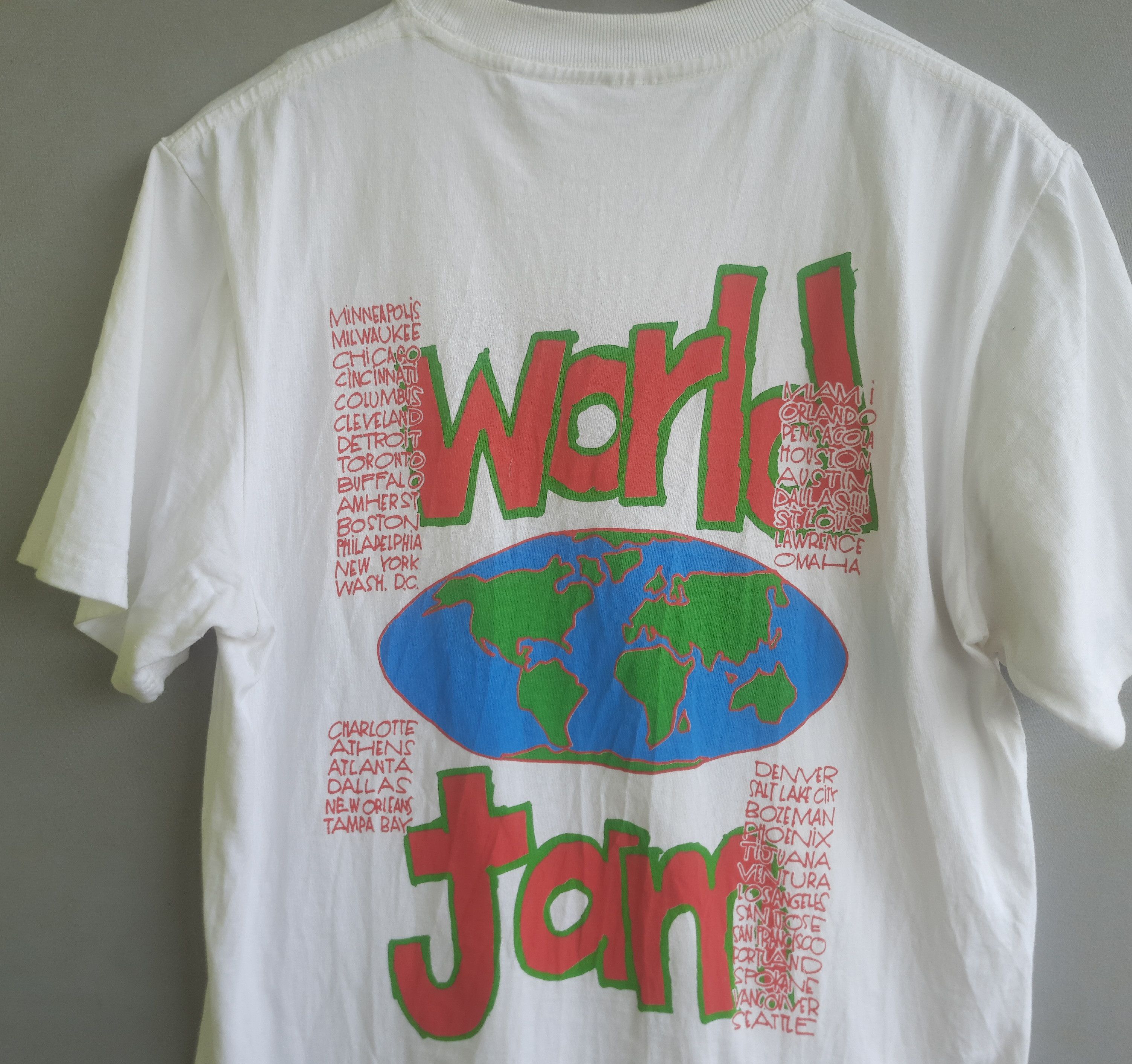 Band Tees Y2K Pearl Jam World Tour Cartoon T-Shirt Size US L / EU 52-54 / 3 - 4 Thumbnail